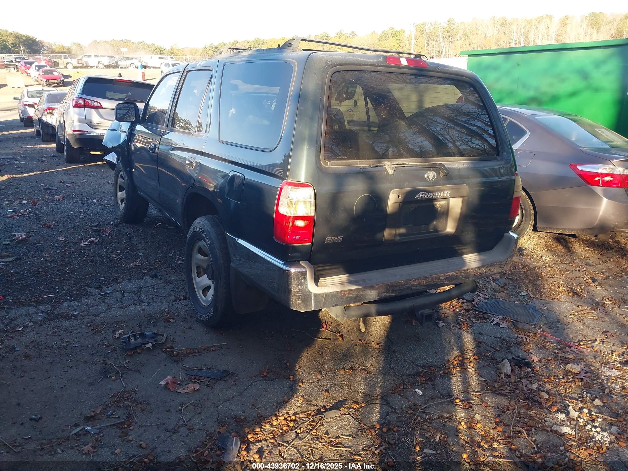 TOYOTA 4RUNNER image 3