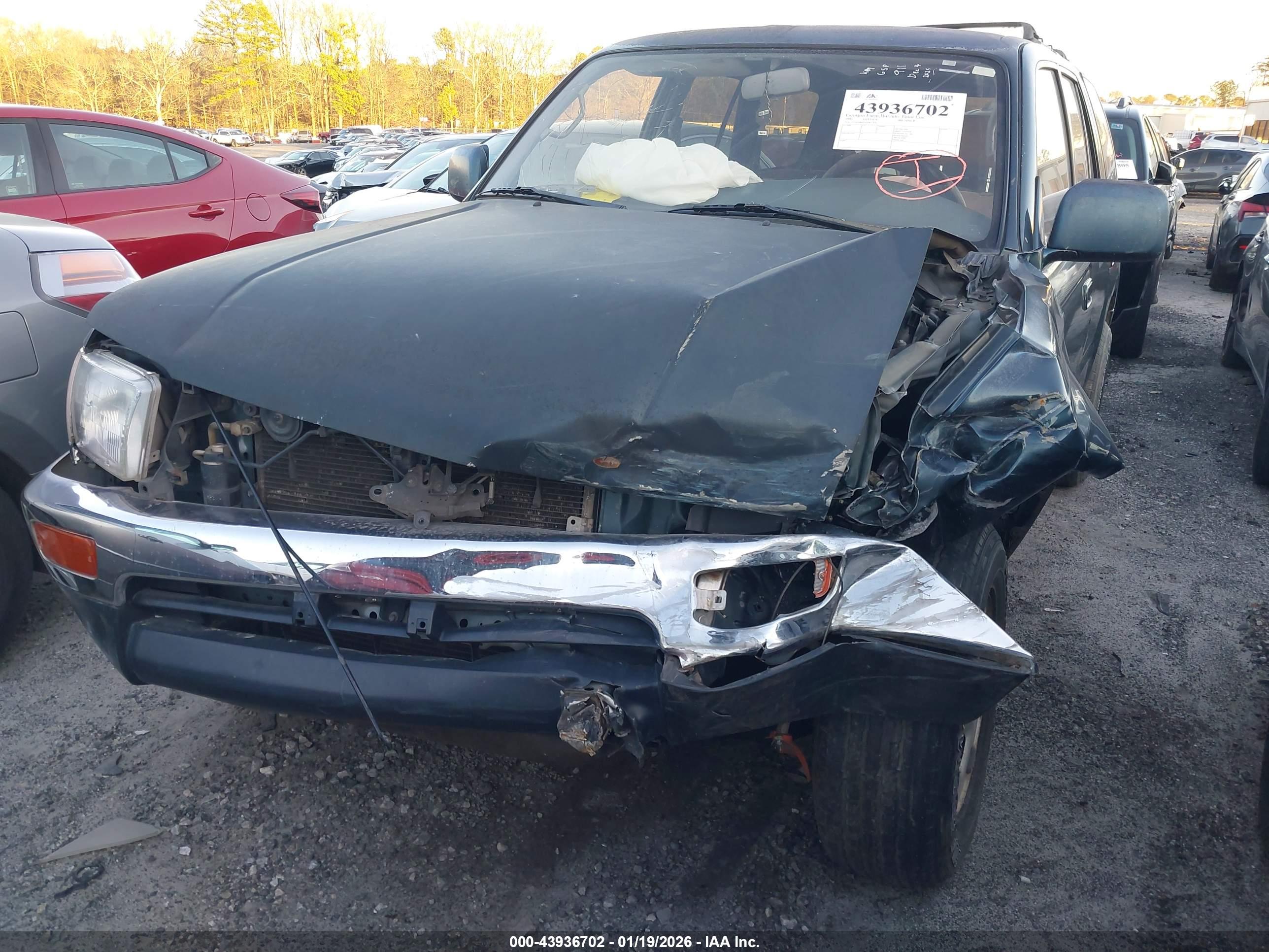 TOYOTA 4RUNNER image 6