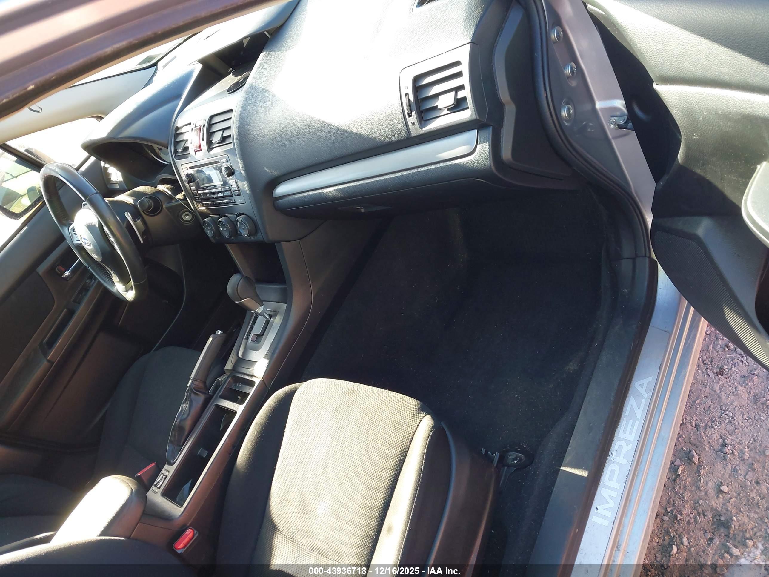 SUBARU IMPREZA image 5