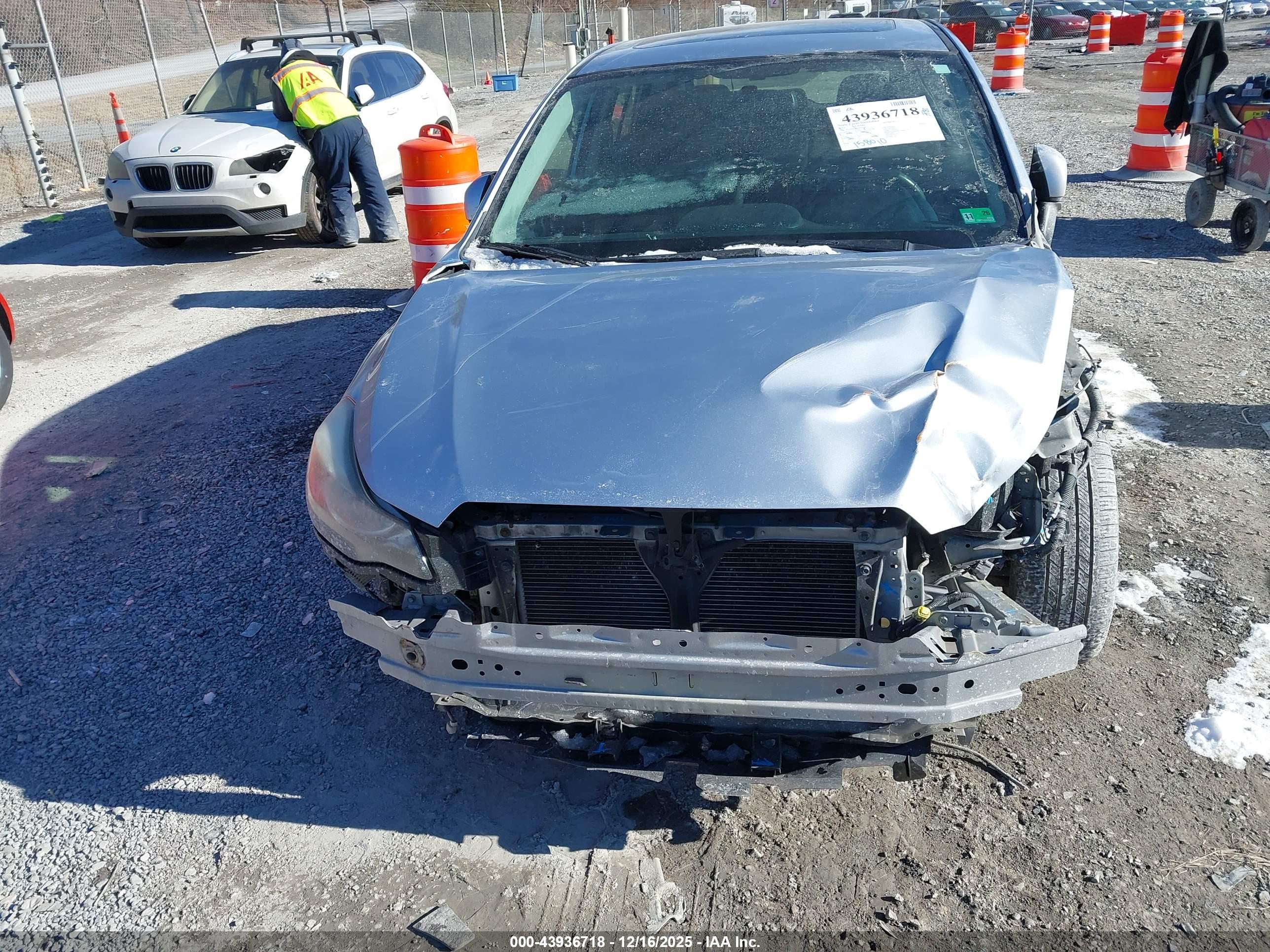 SUBARU IMPREZA image 6
