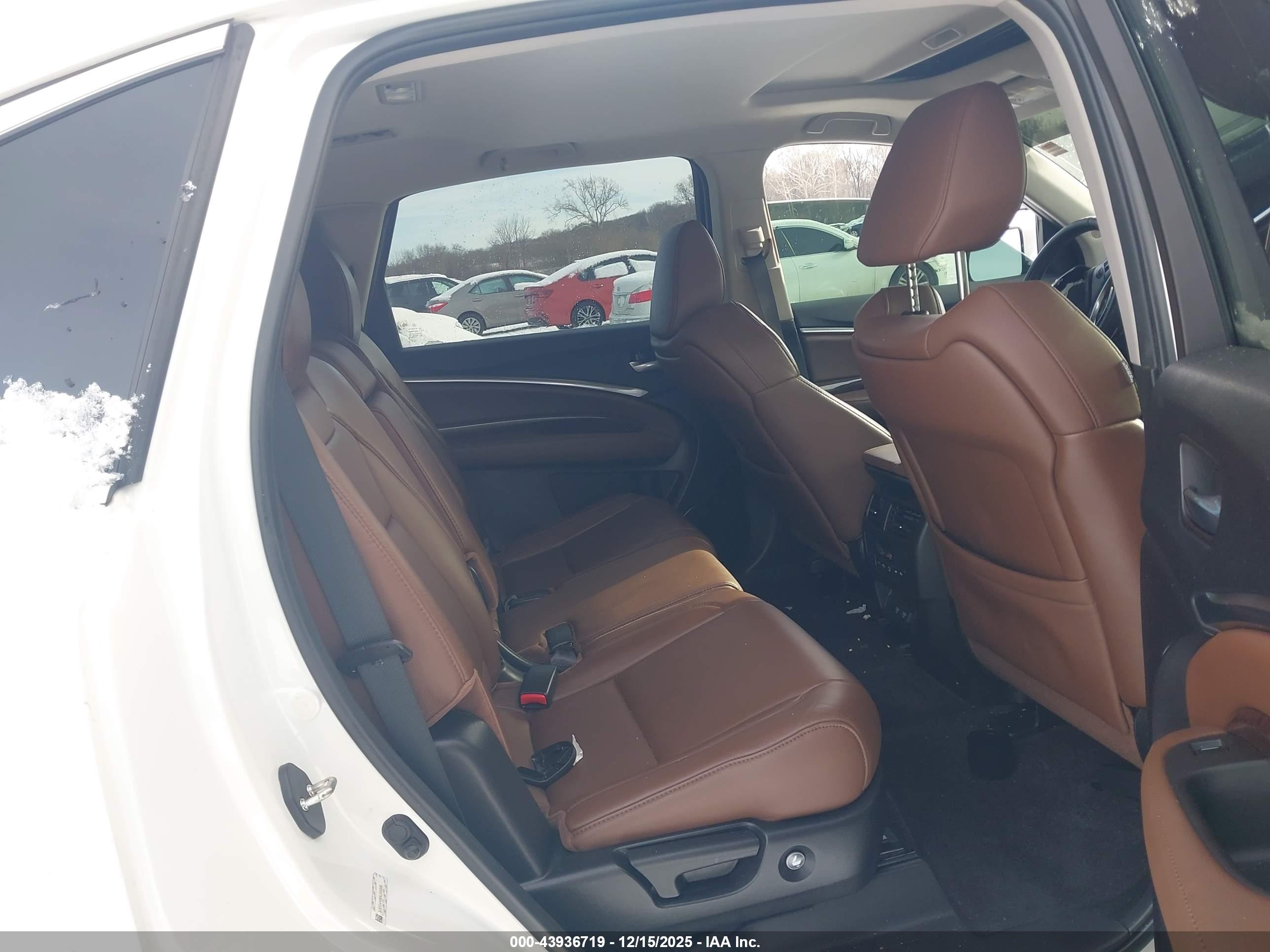 ACURA MDX image 8