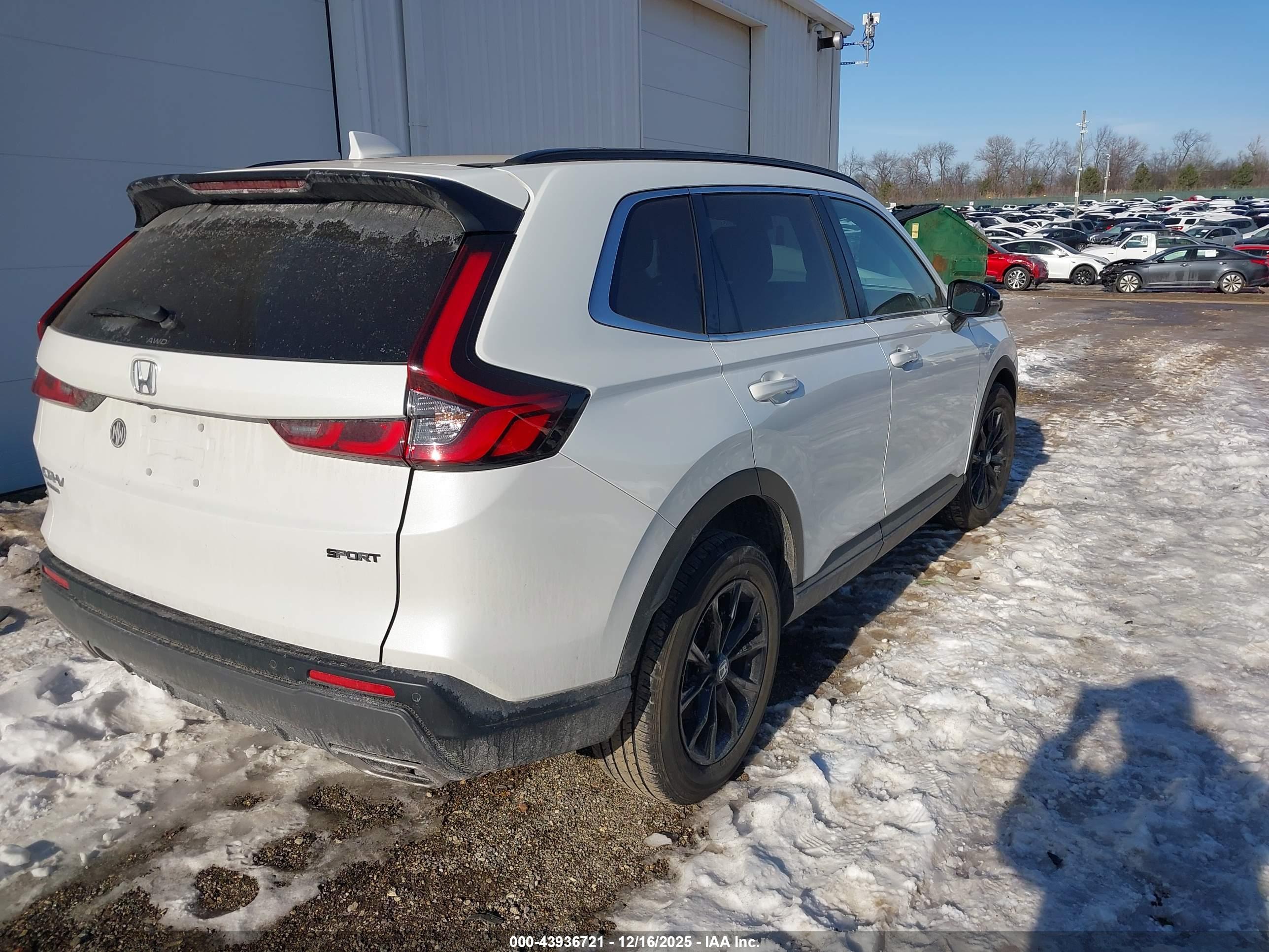 HONDA CR-V image 4