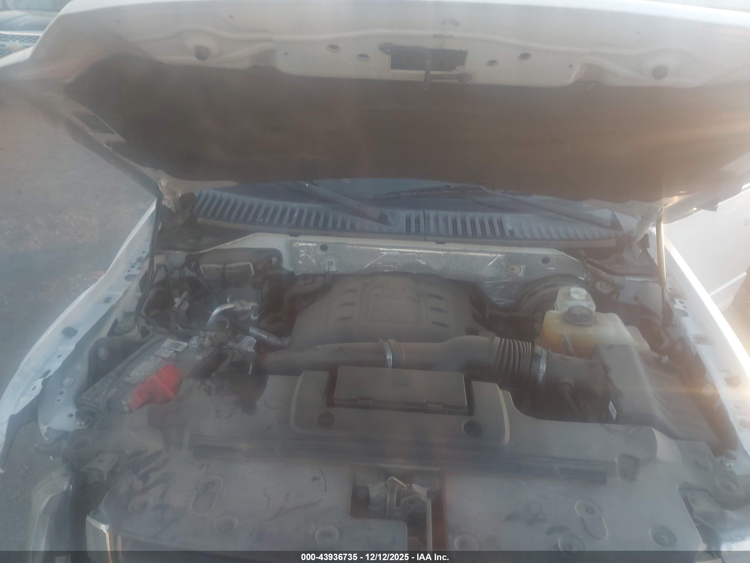 FORD EXPEDITION image 10