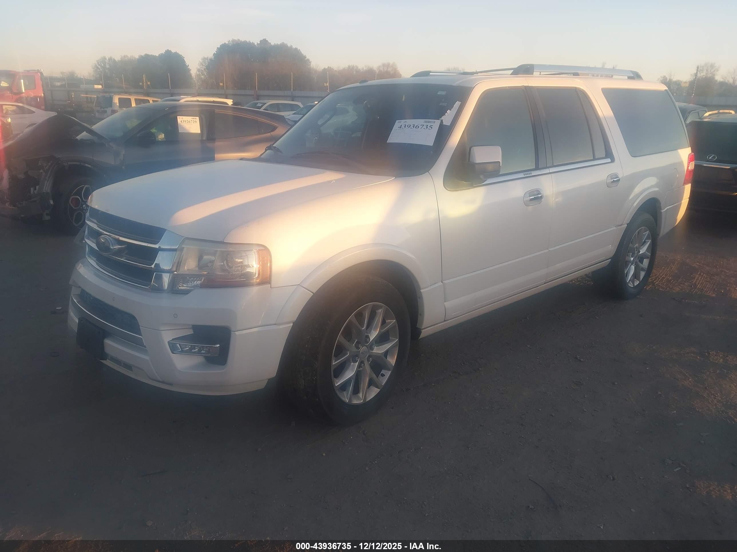 FORD EXPEDITION image 2