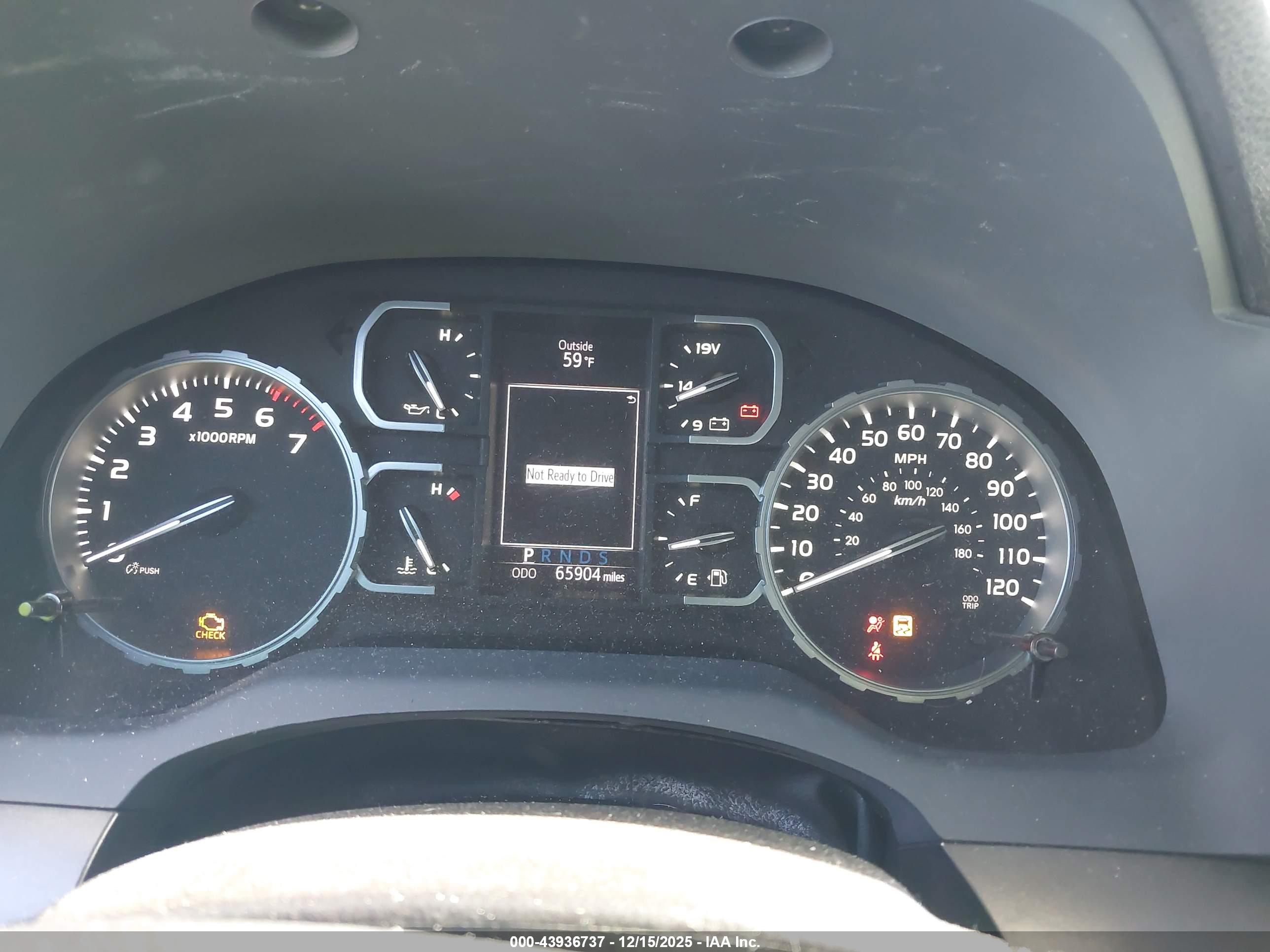 TOYOTA TUNDRA image 7