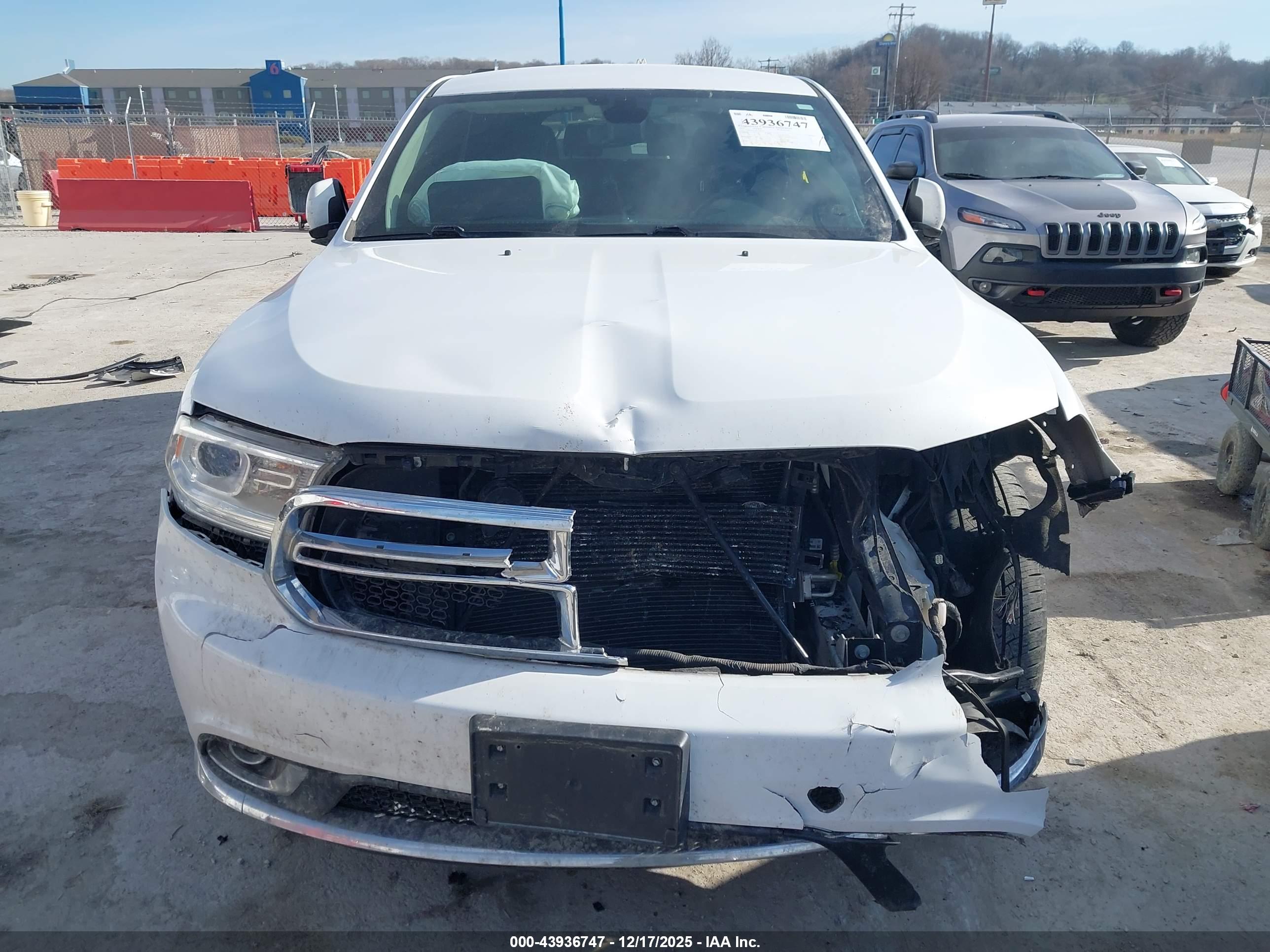 DODGE DURANGO image 6