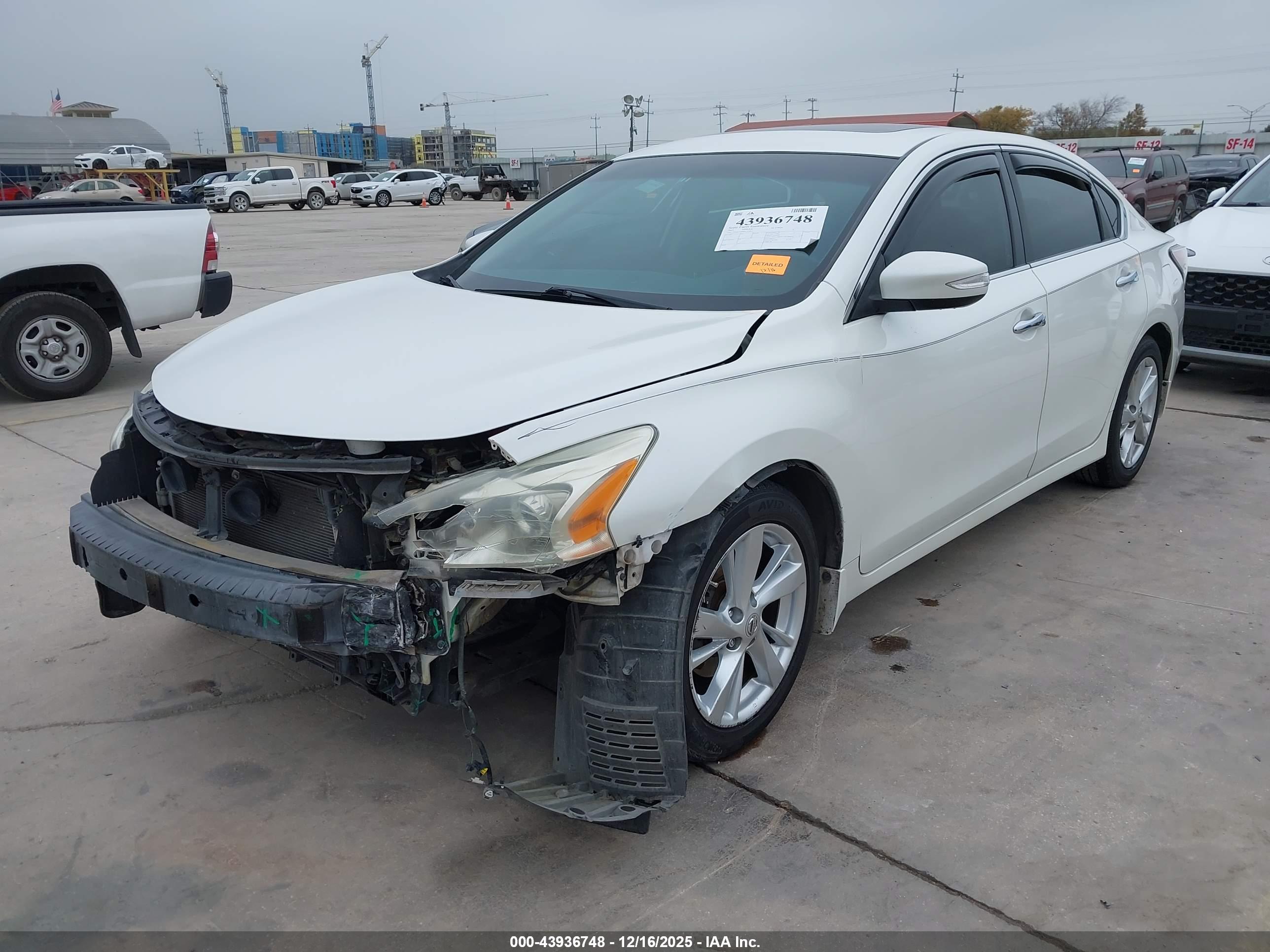 NISSAN ALTIMA image 2