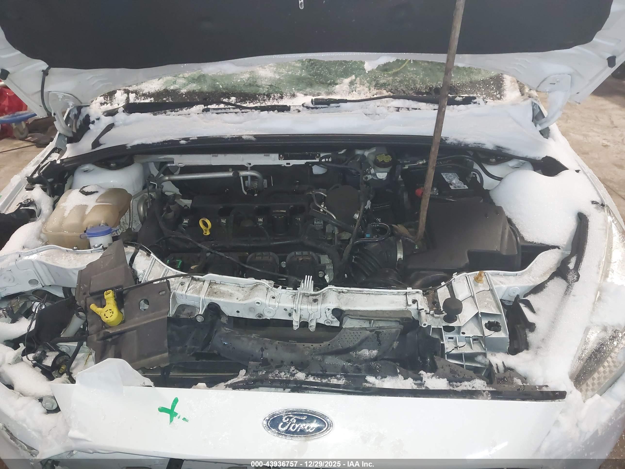 FORD FOCUS image 10