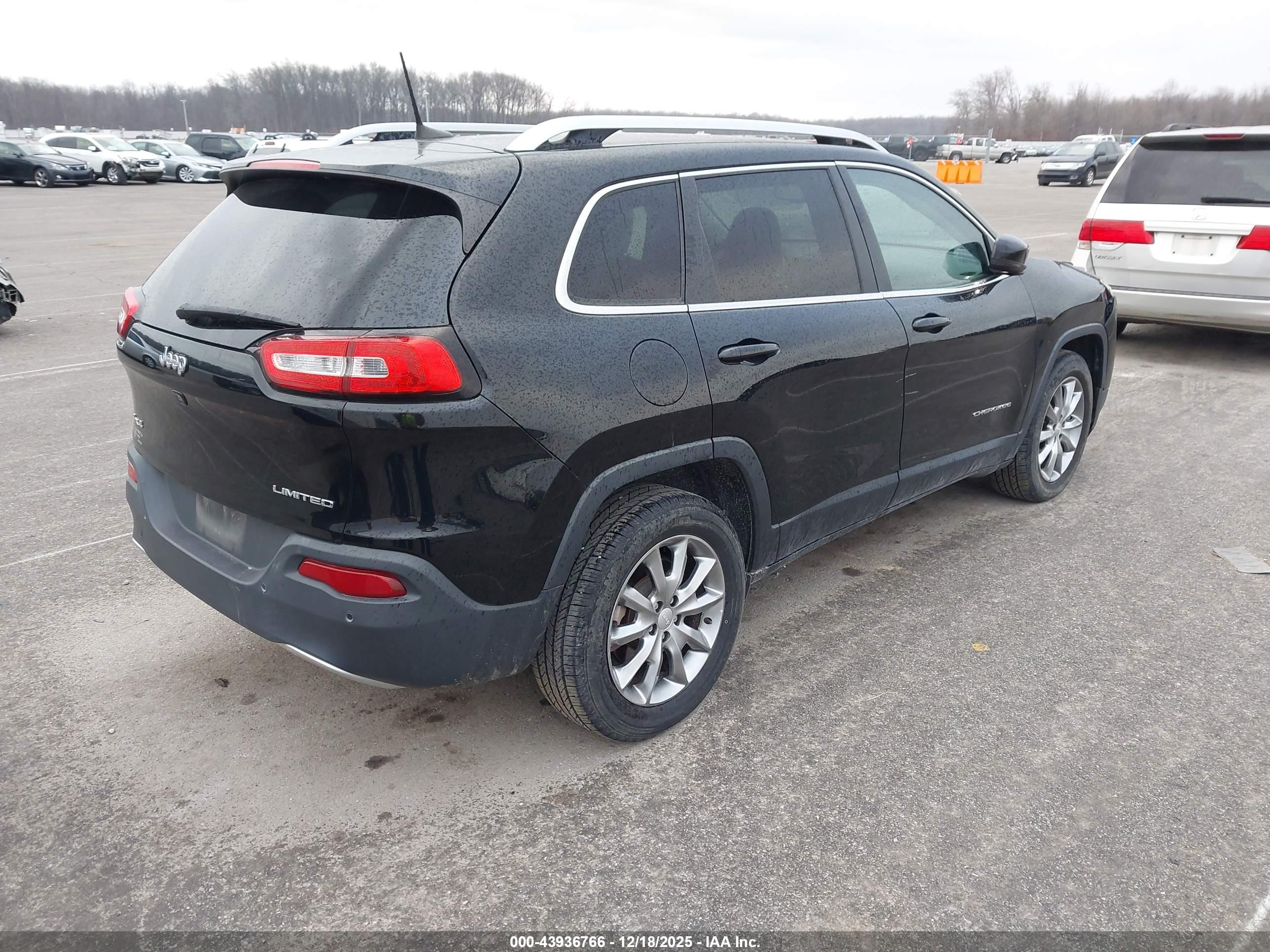 JEEP CHEROKEE image 4
