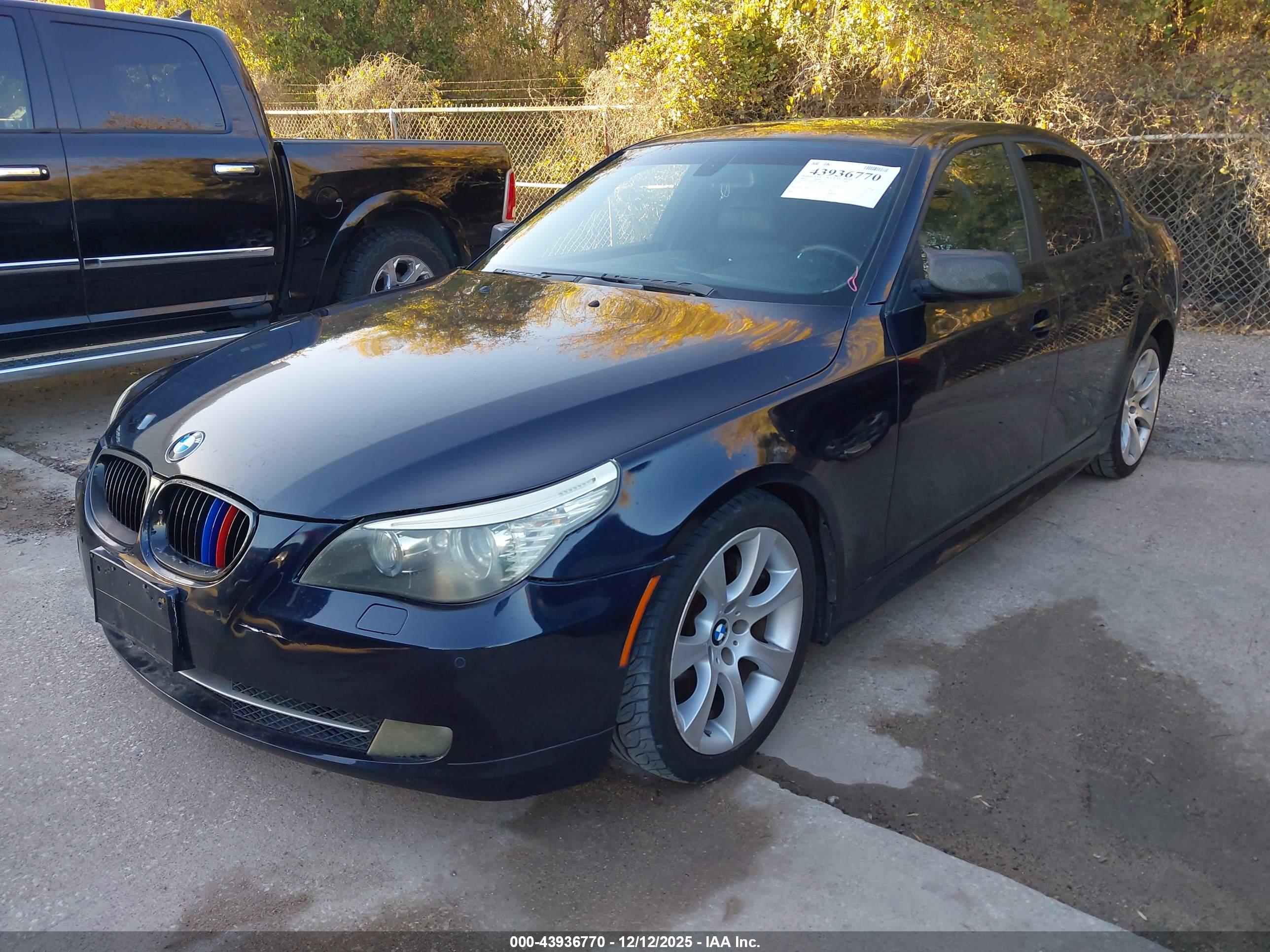 BMW 550I image 2