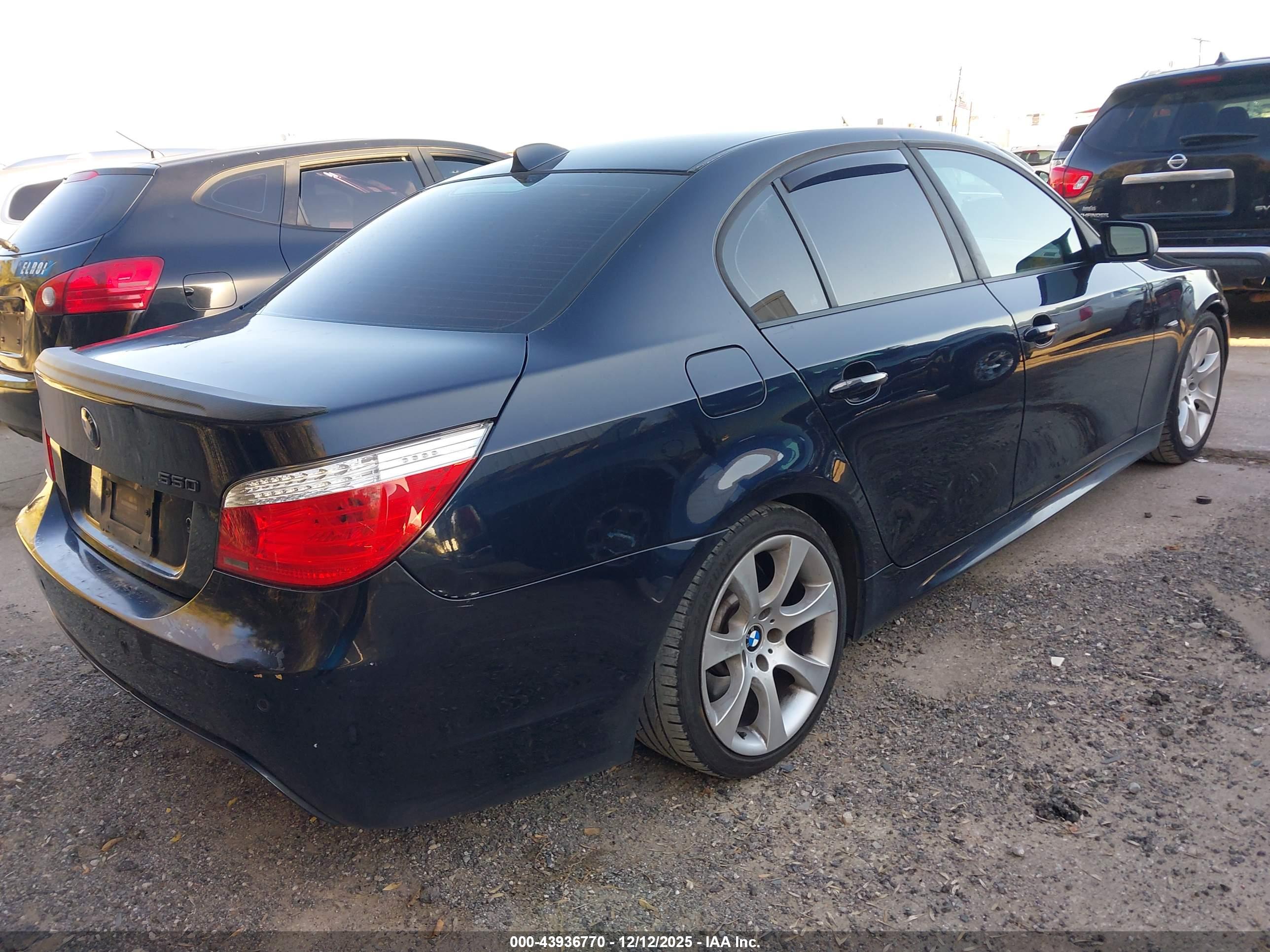 BMW 550I image 4