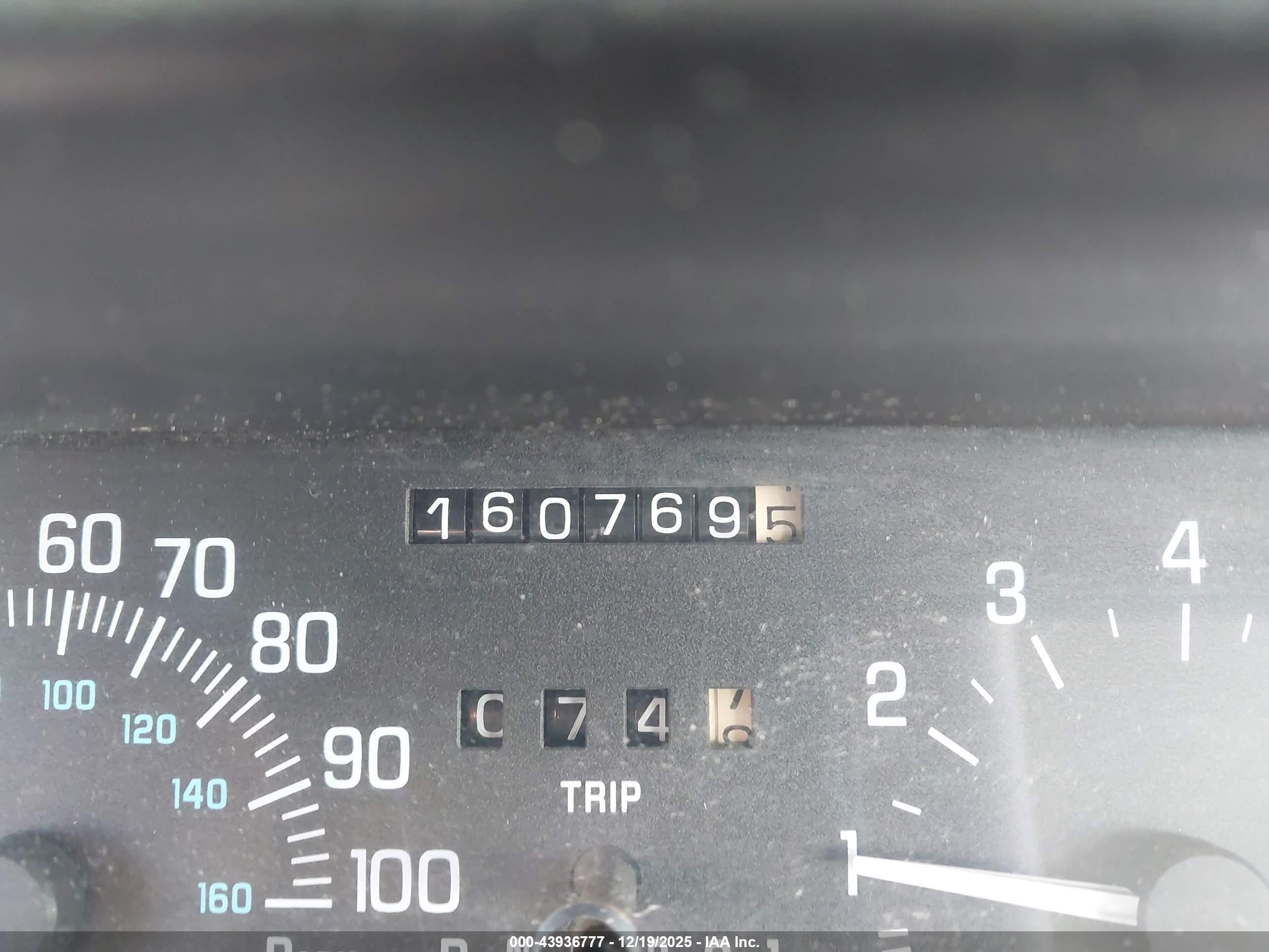 BUICK LESABRE image 7