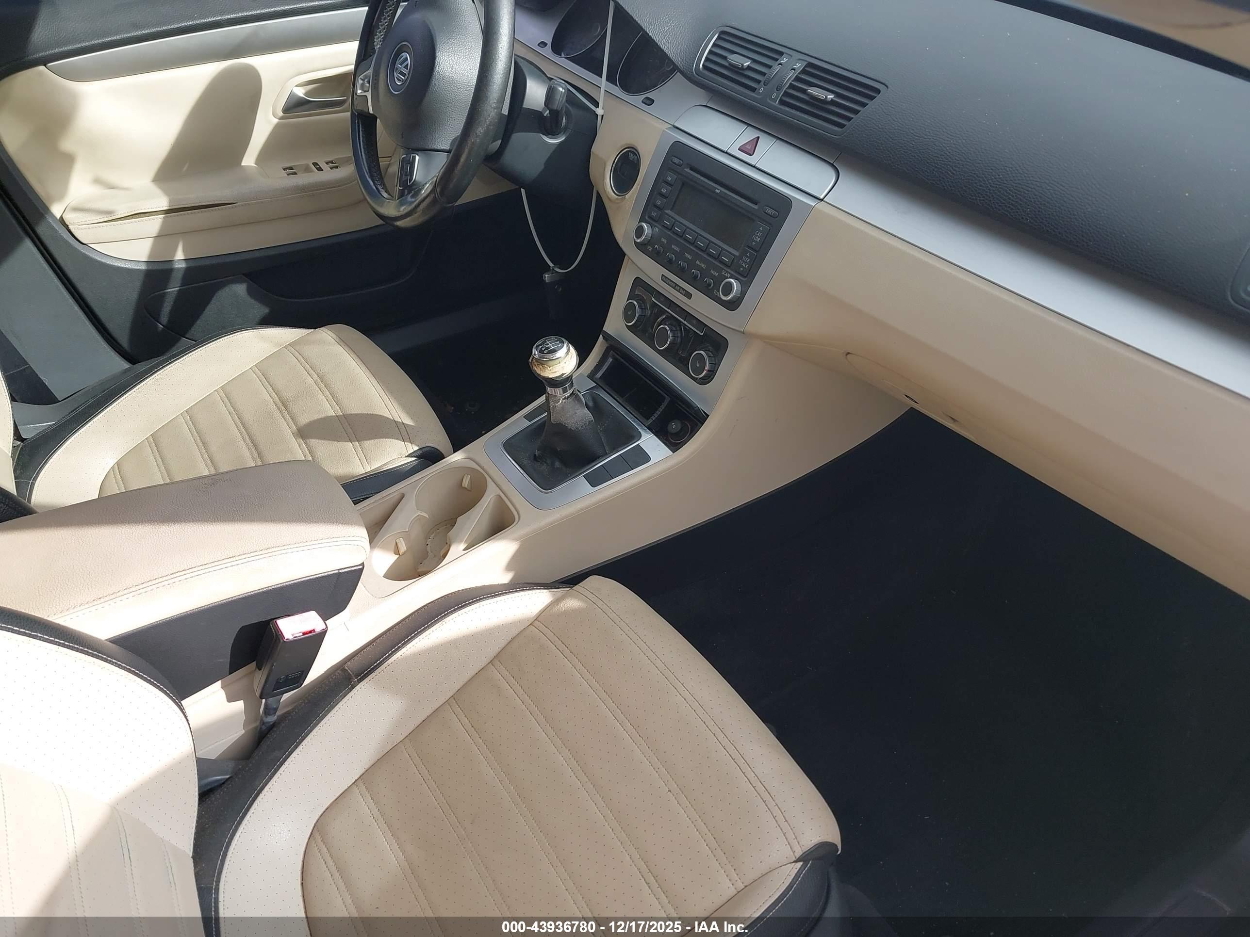 VOLKSWAGEN CC image 5