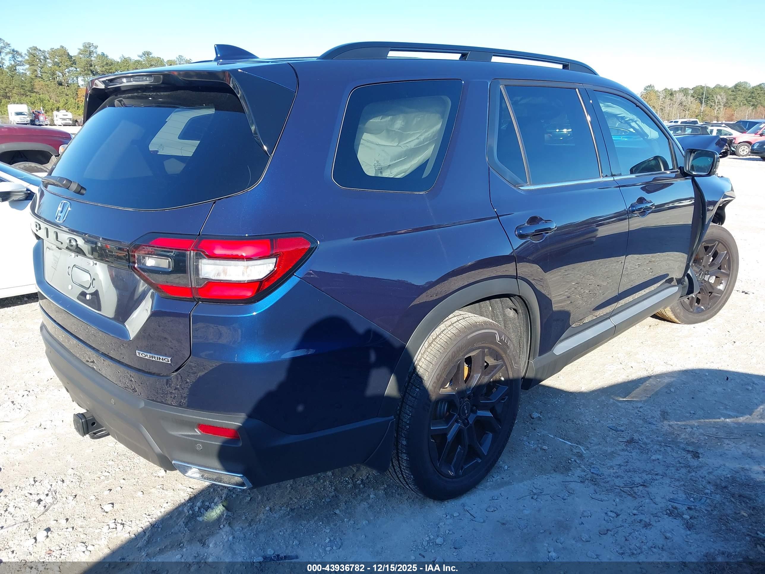 HONDA PILOT image 4