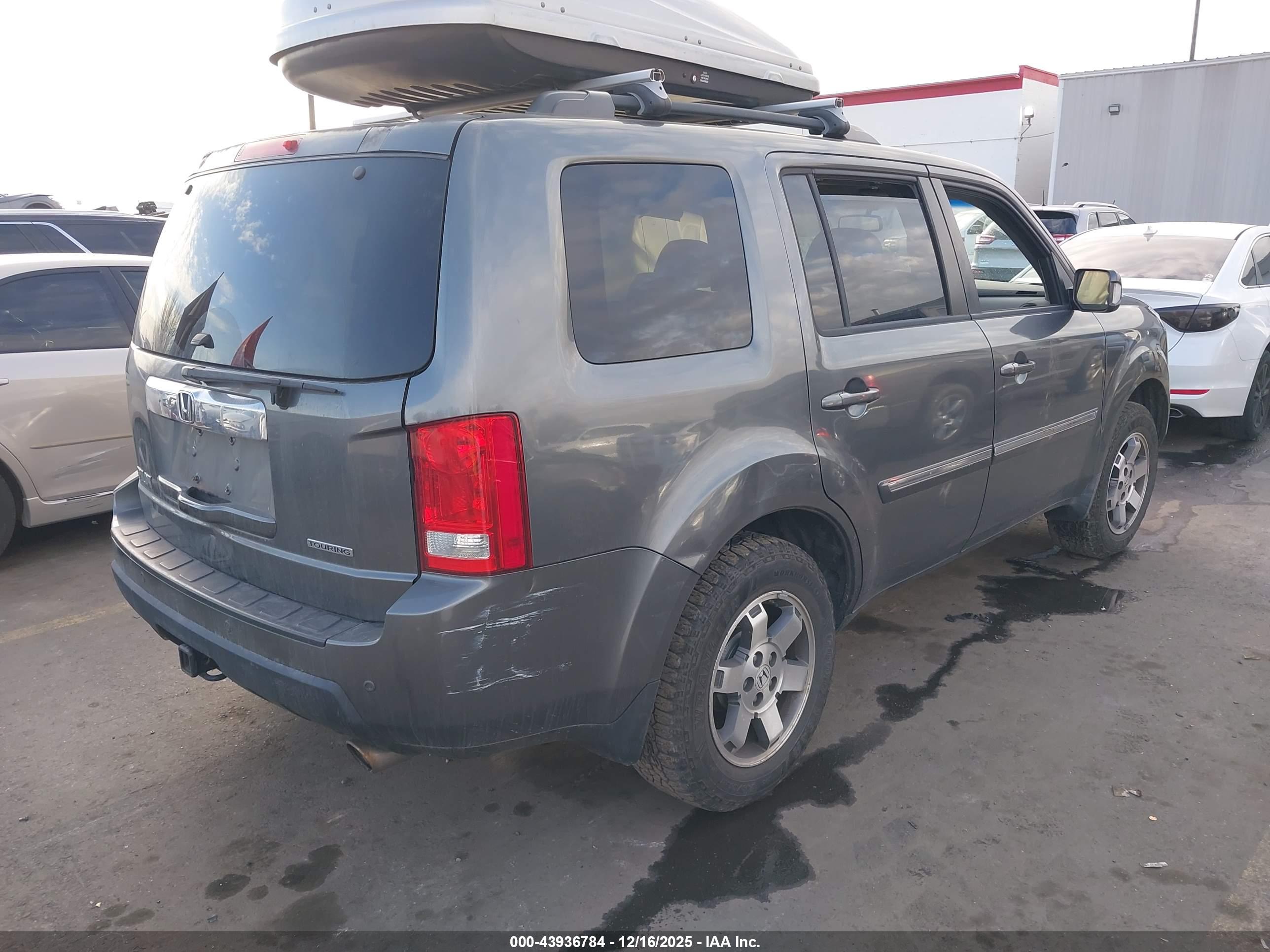 HONDA PILOT image 4