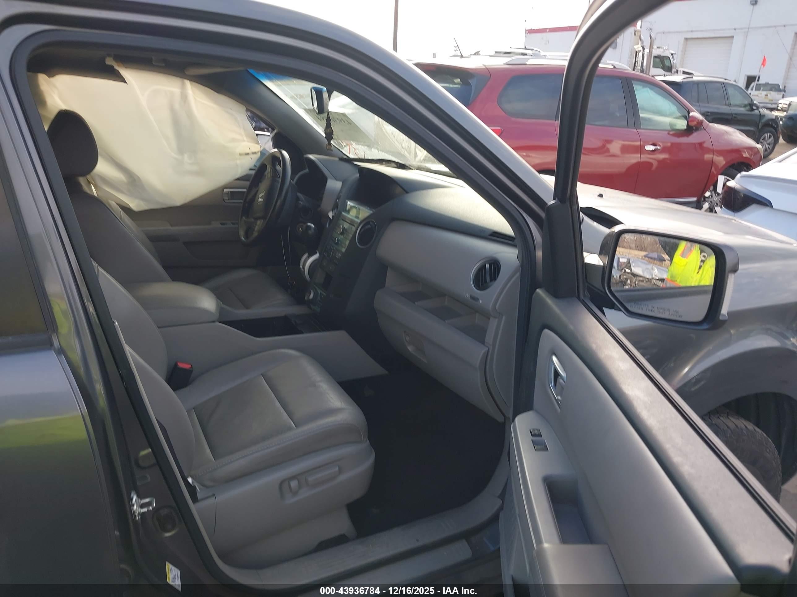 HONDA PILOT image 5