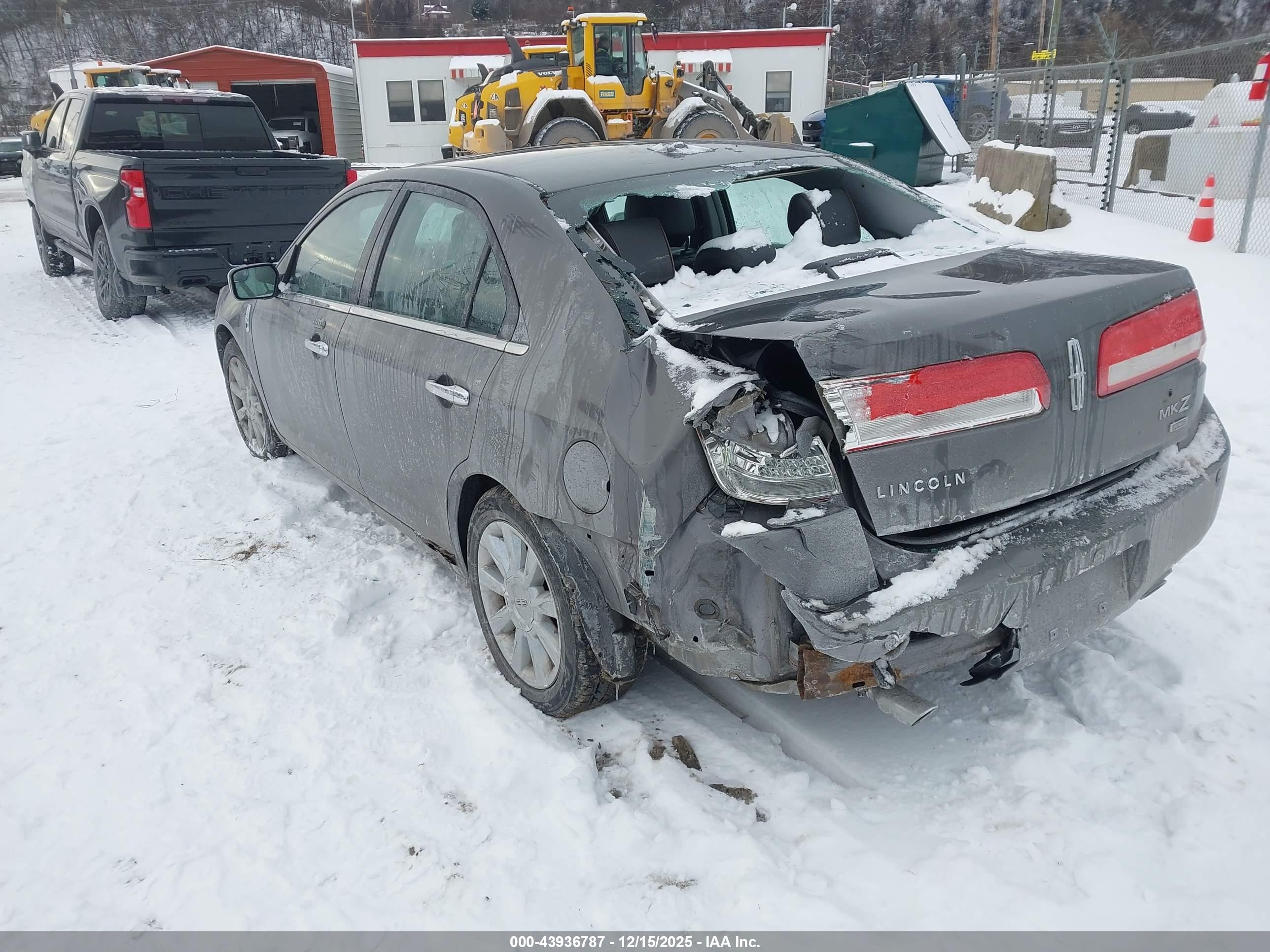 LINCOLN MKZ image 3