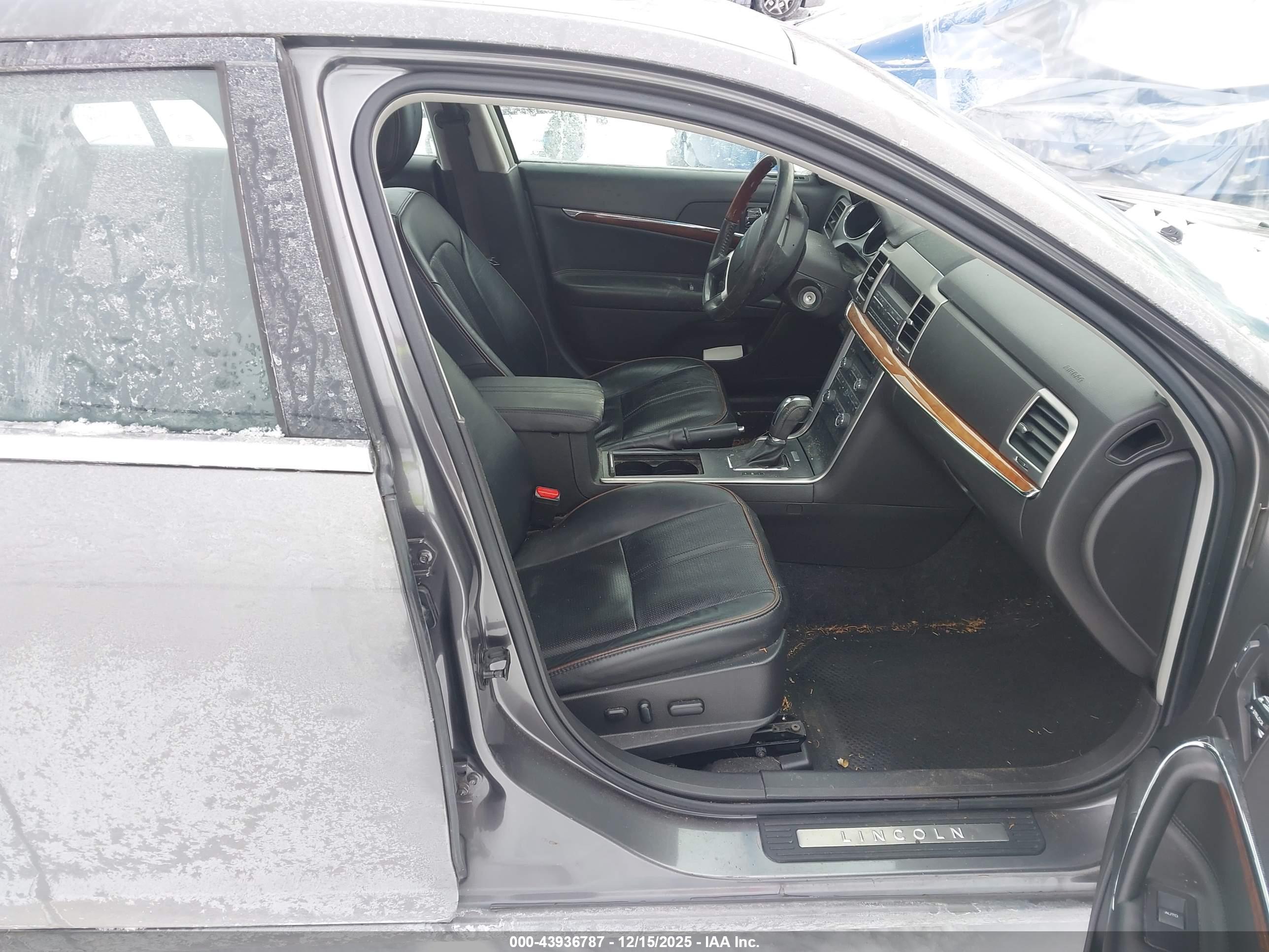 LINCOLN MKZ image 5
