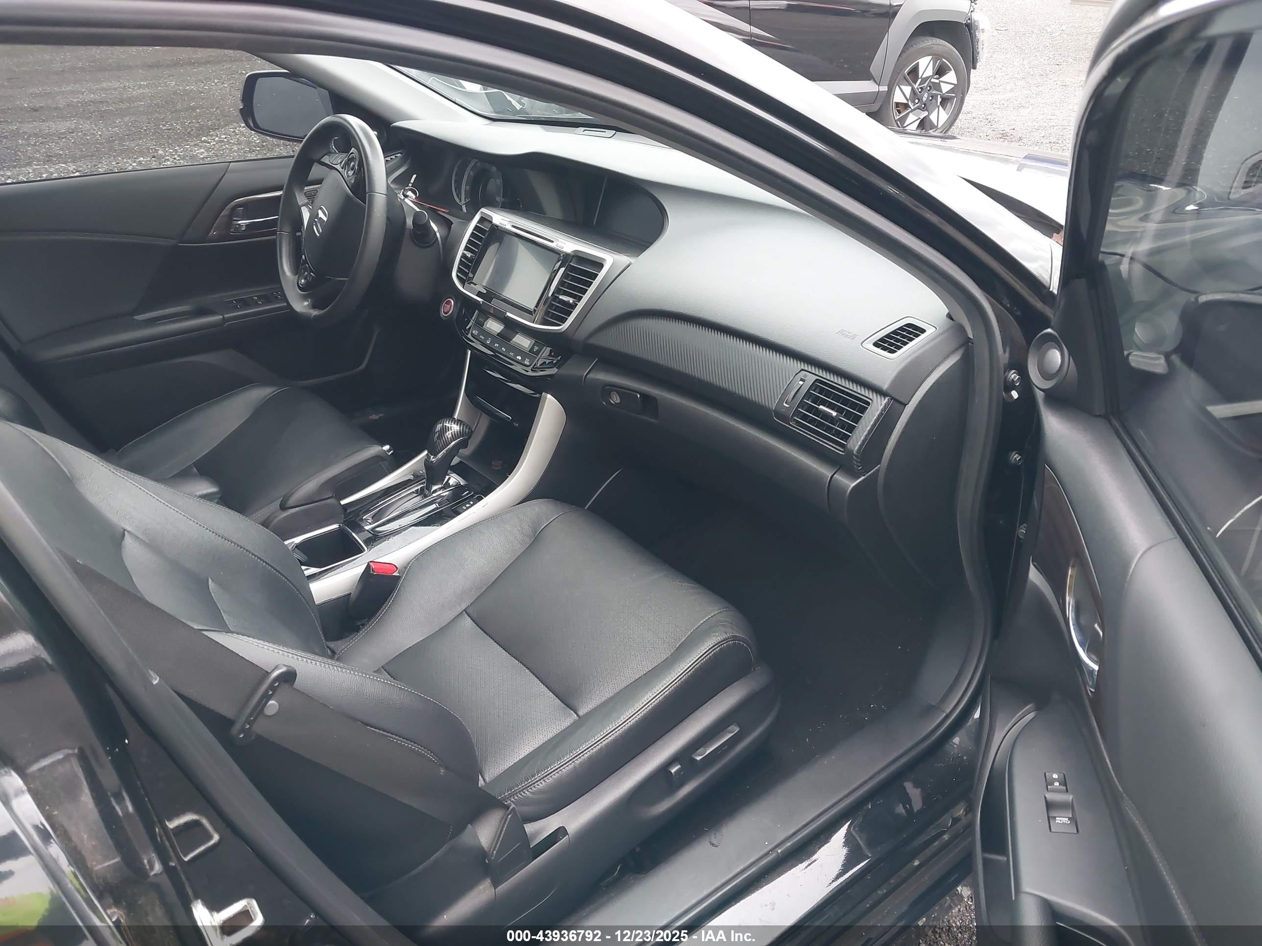 HONDA ACCORD image 5