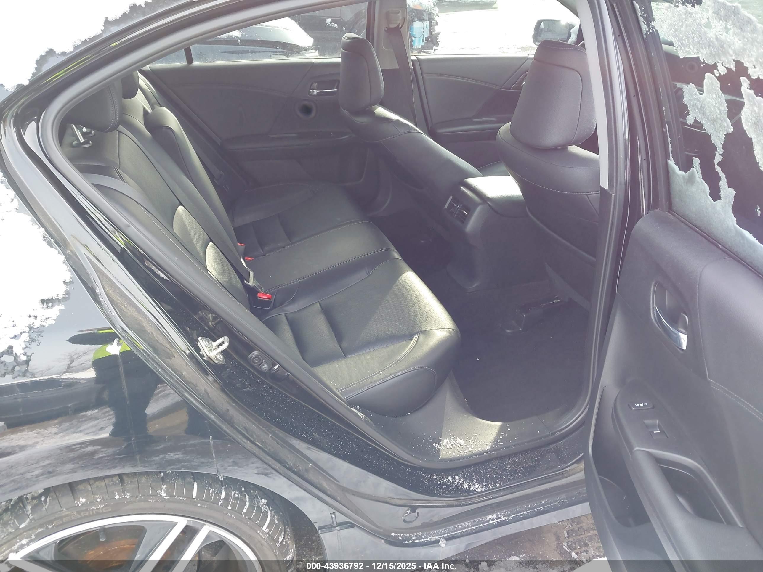 HONDA ACCORD image 8