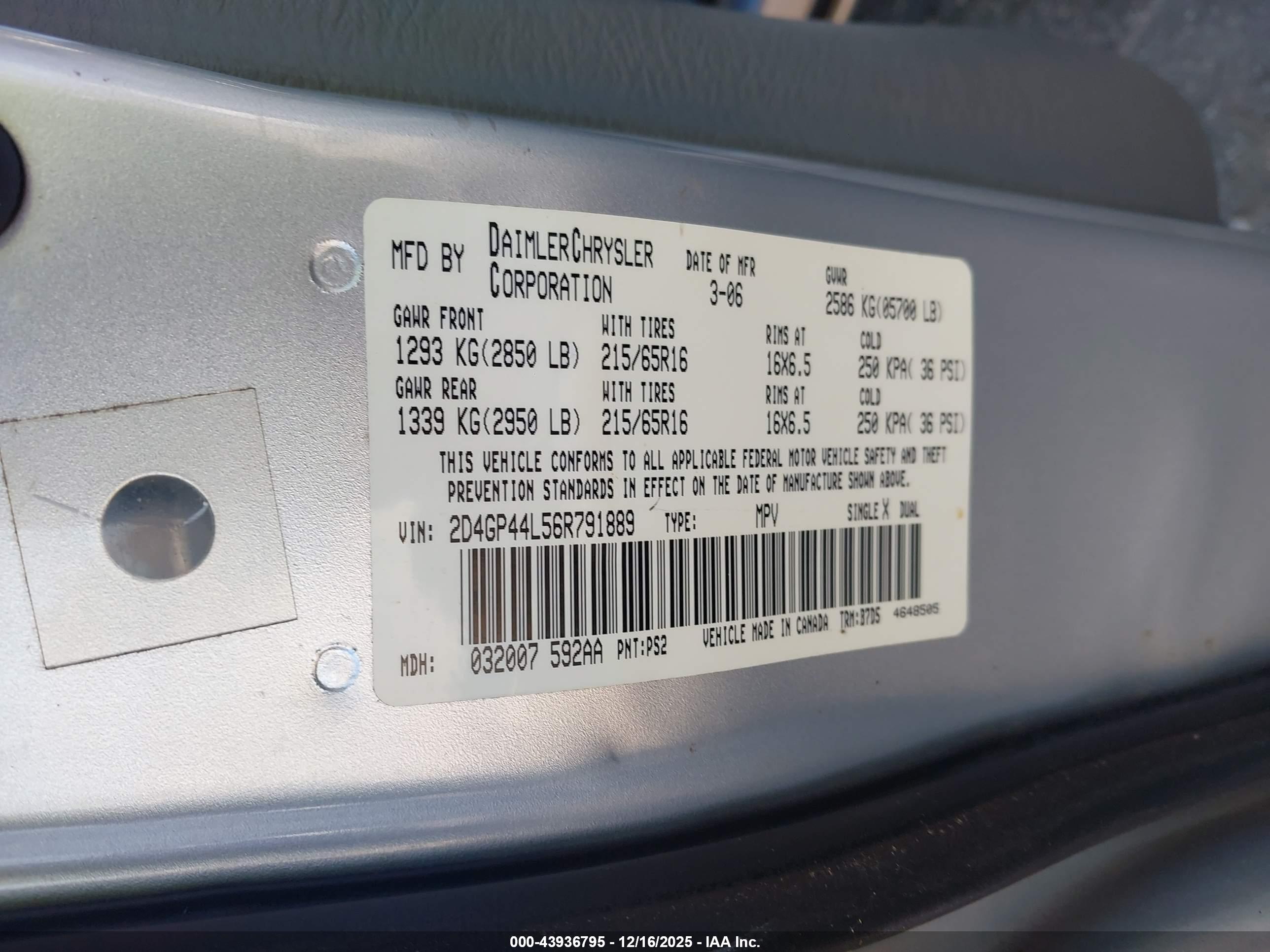 DODGE GRAND image 9