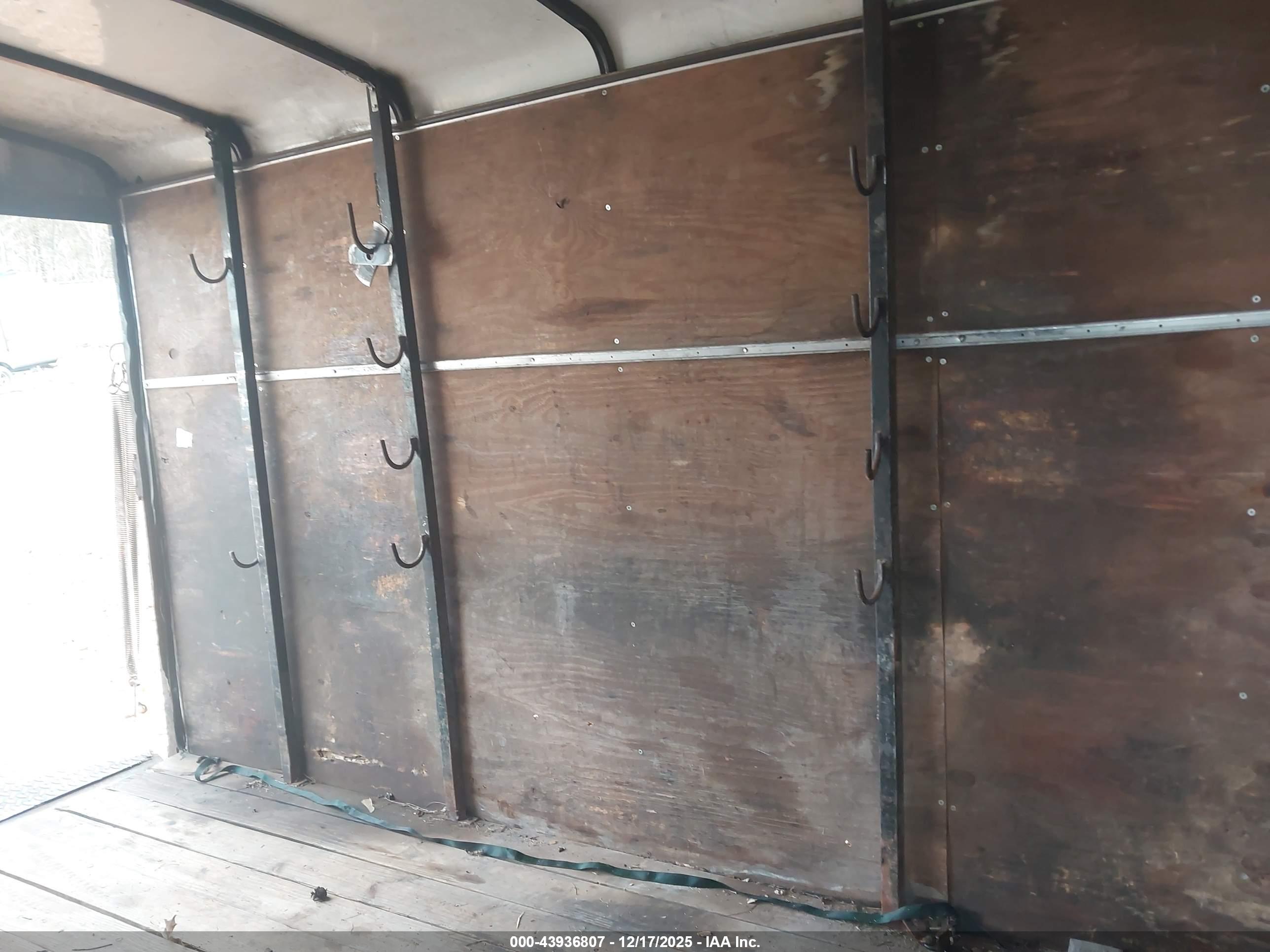 YLTA CARGO image 8