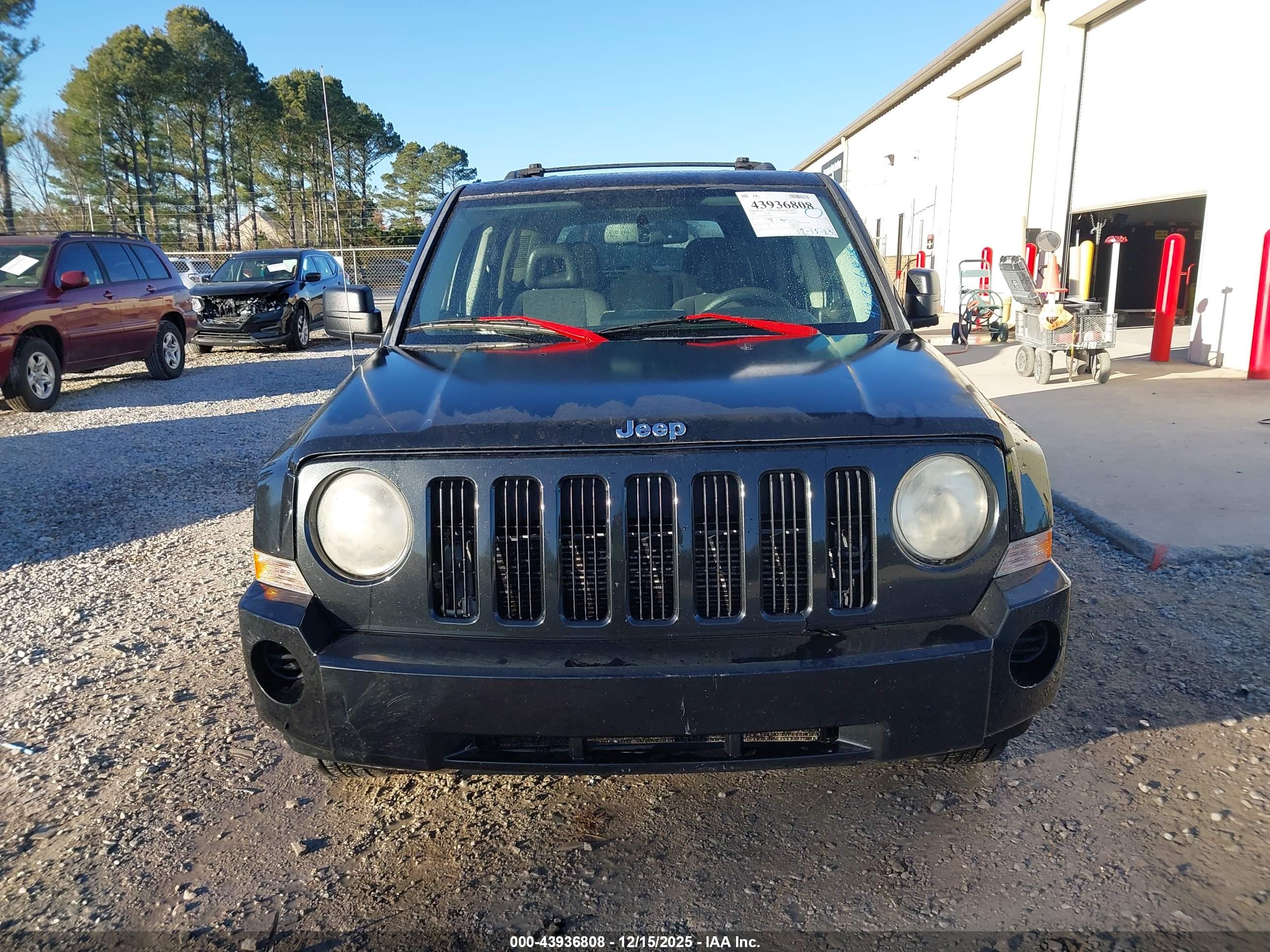 JEEP PATRIOT image 6