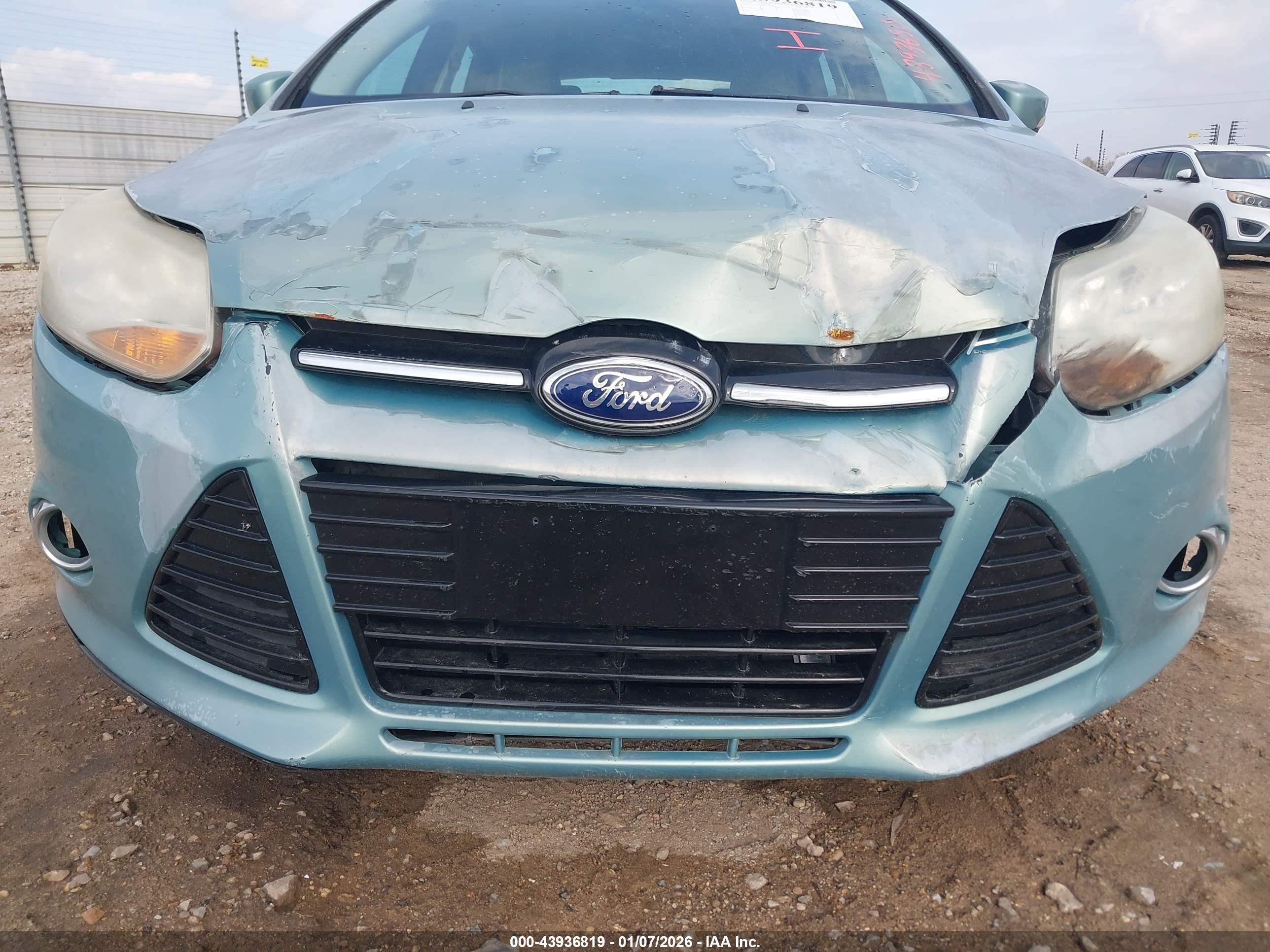 FORD FOCUS image 6