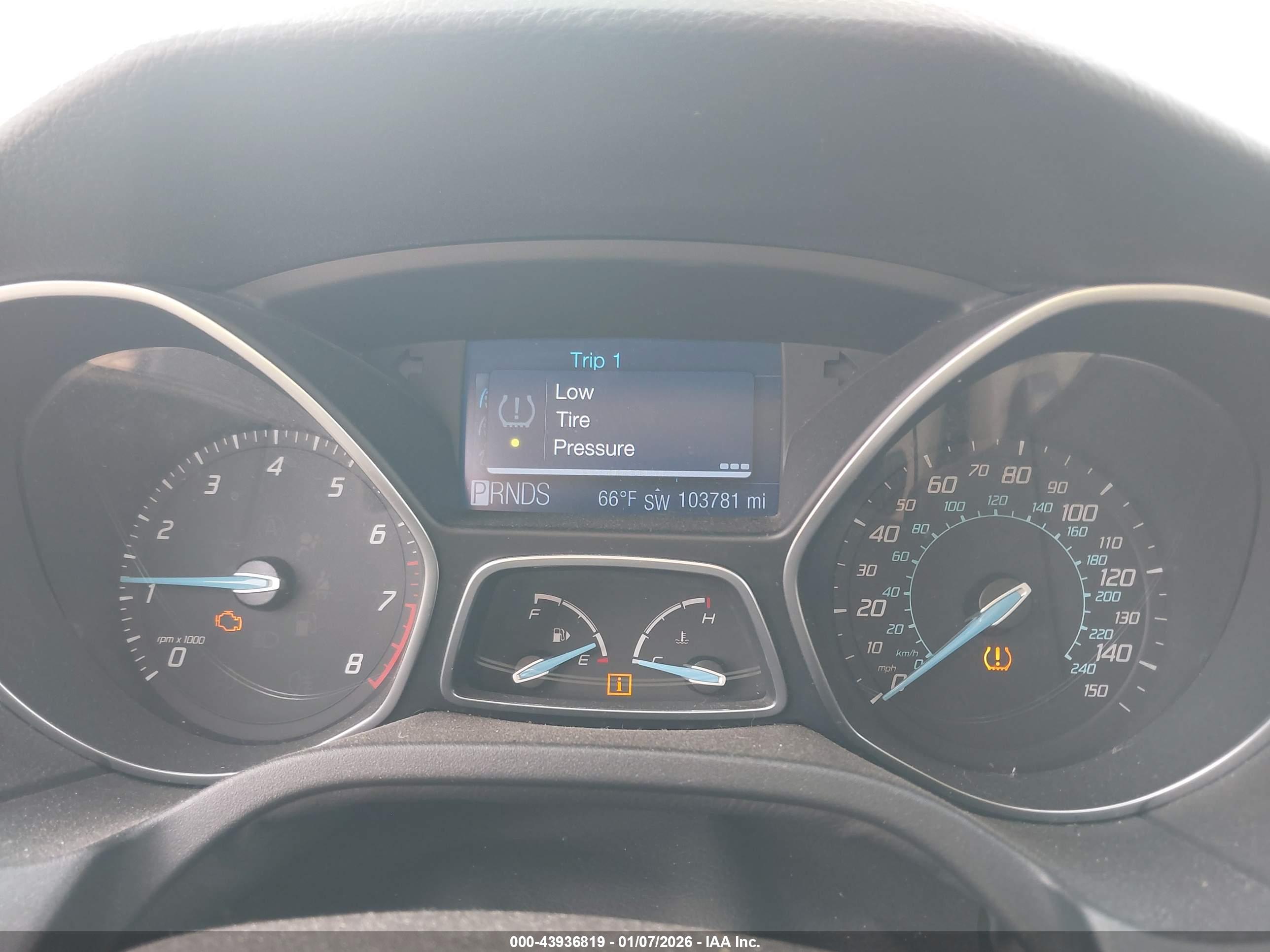 FORD FOCUS image 7