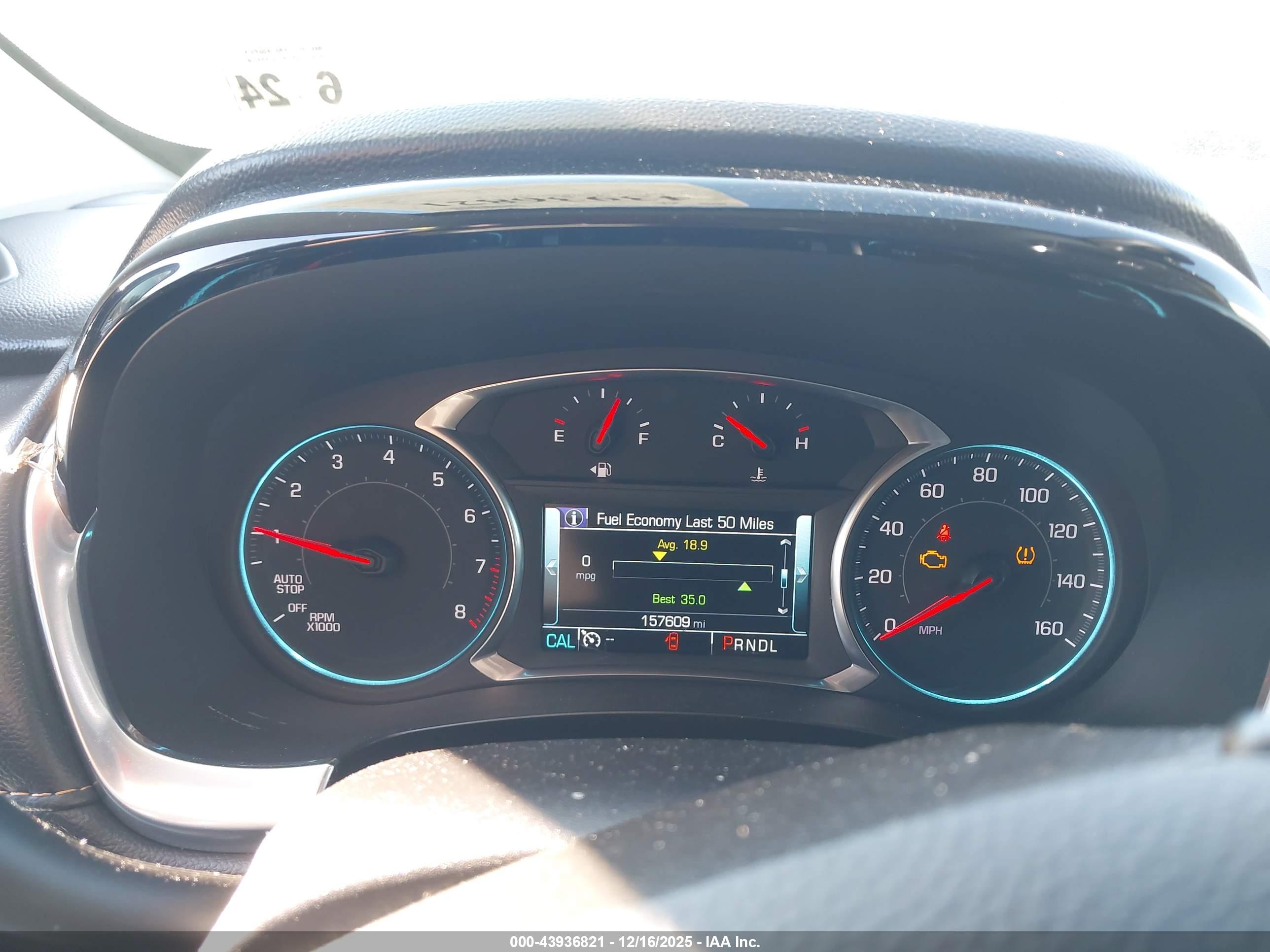 CHEVROLET TRAVERSE image 7