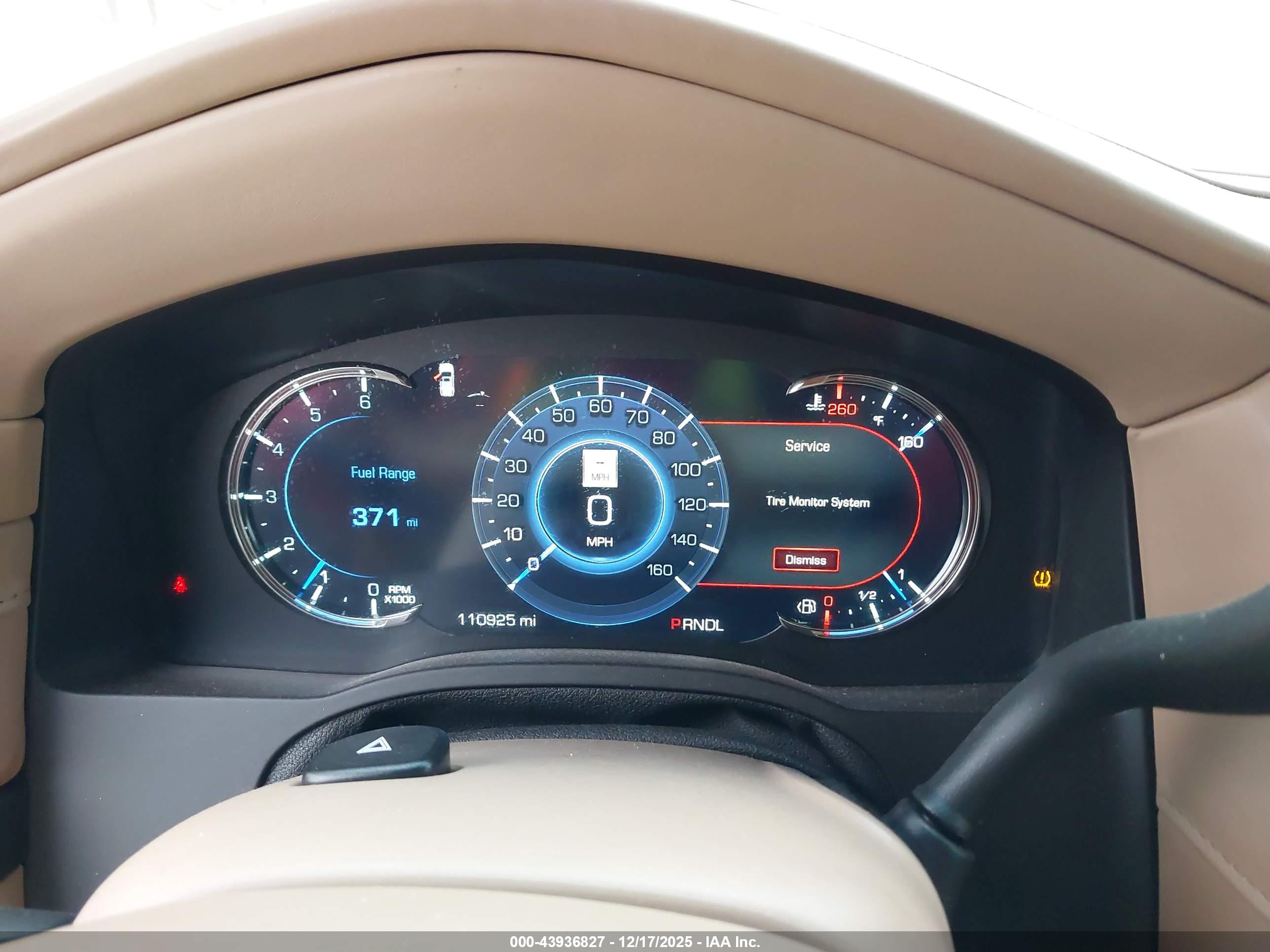 CADILLAC ESCALADE image 7