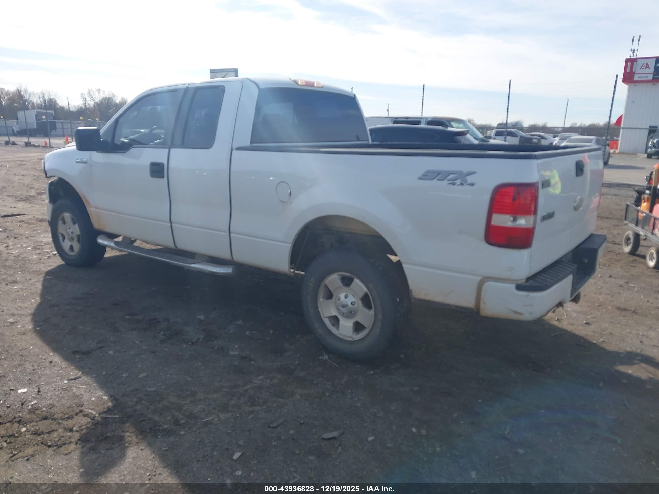 FORD F-150 image 3
