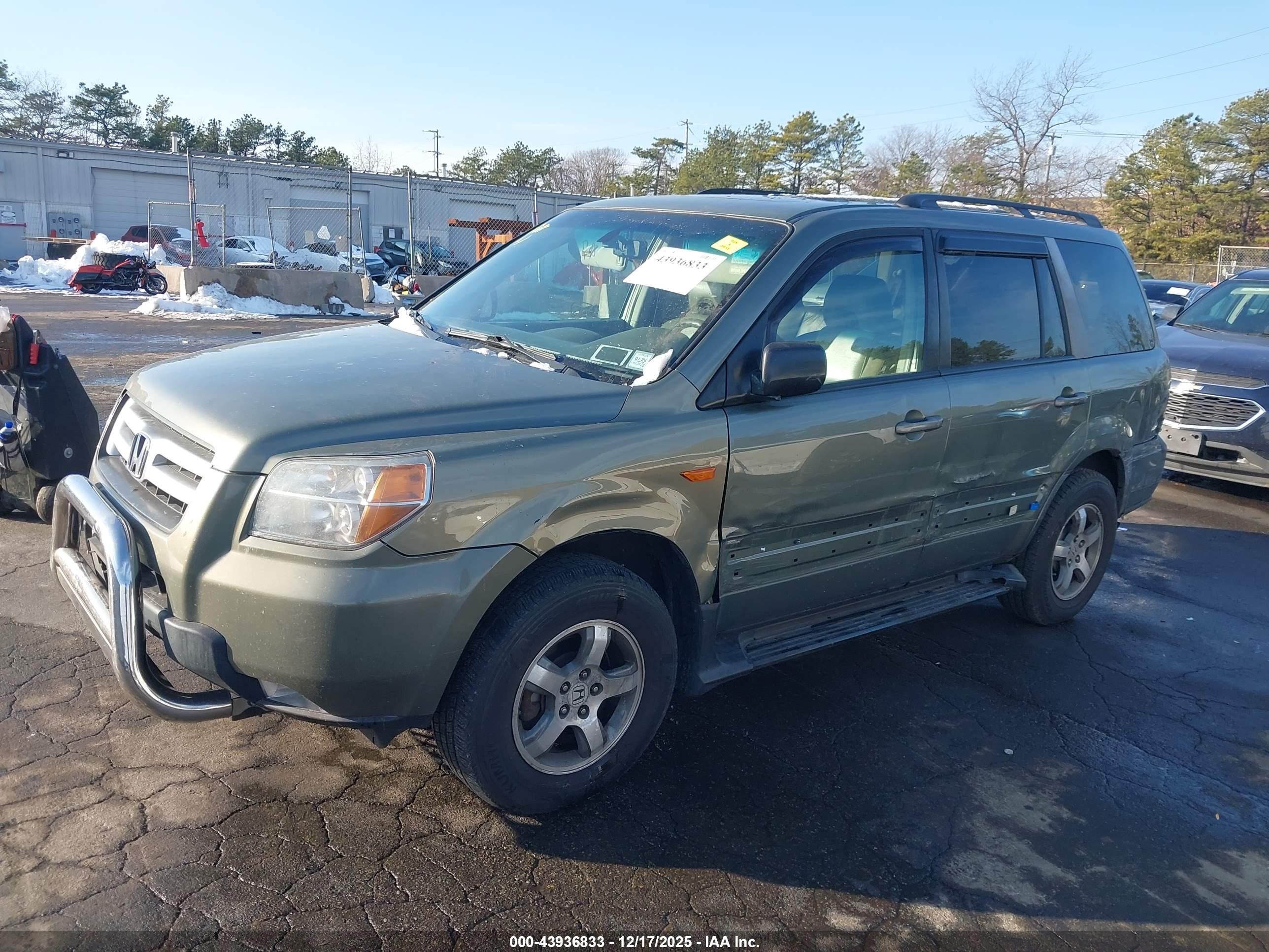 HONDA PILOT image 2