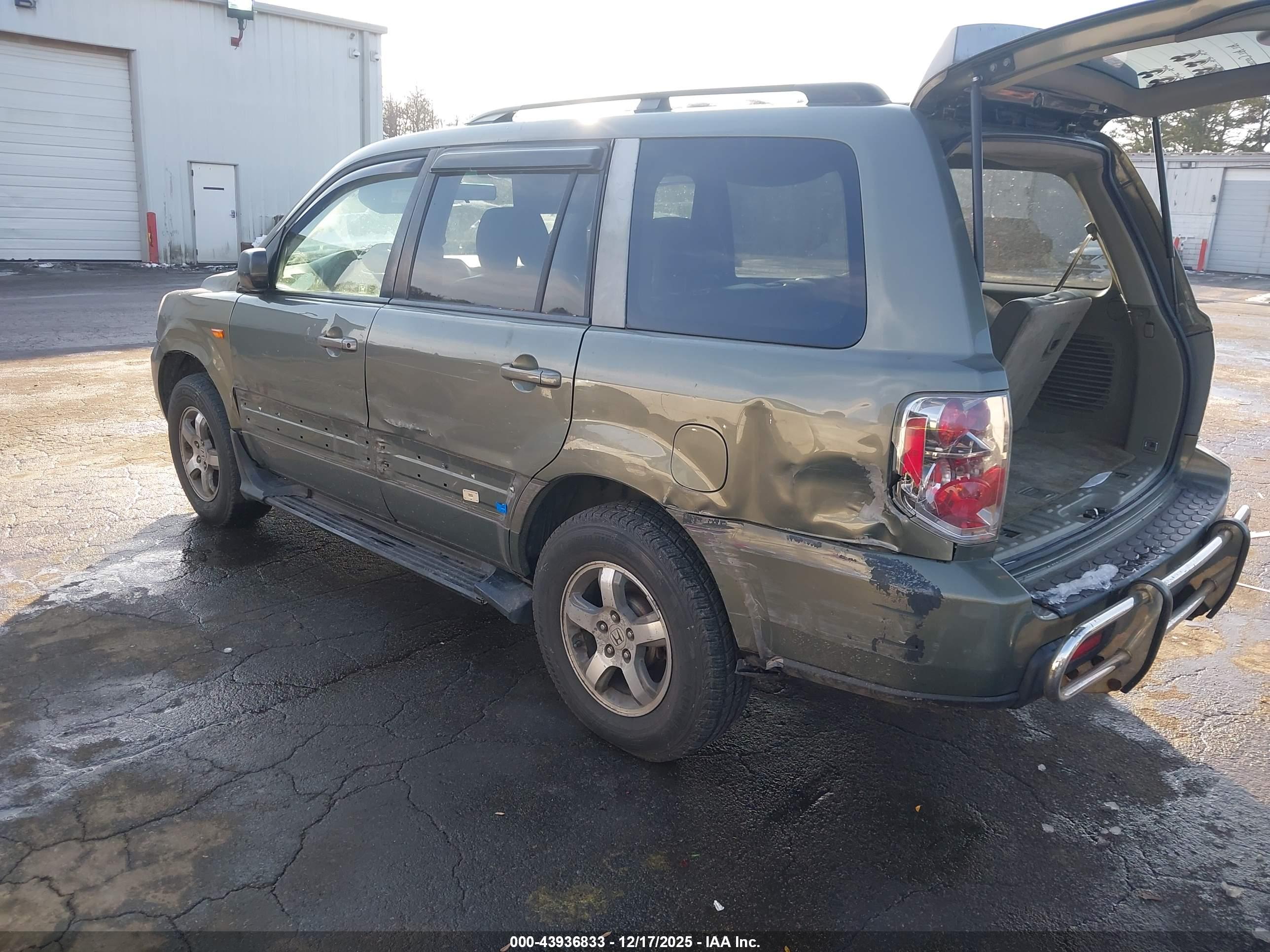 HONDA PILOT image 3