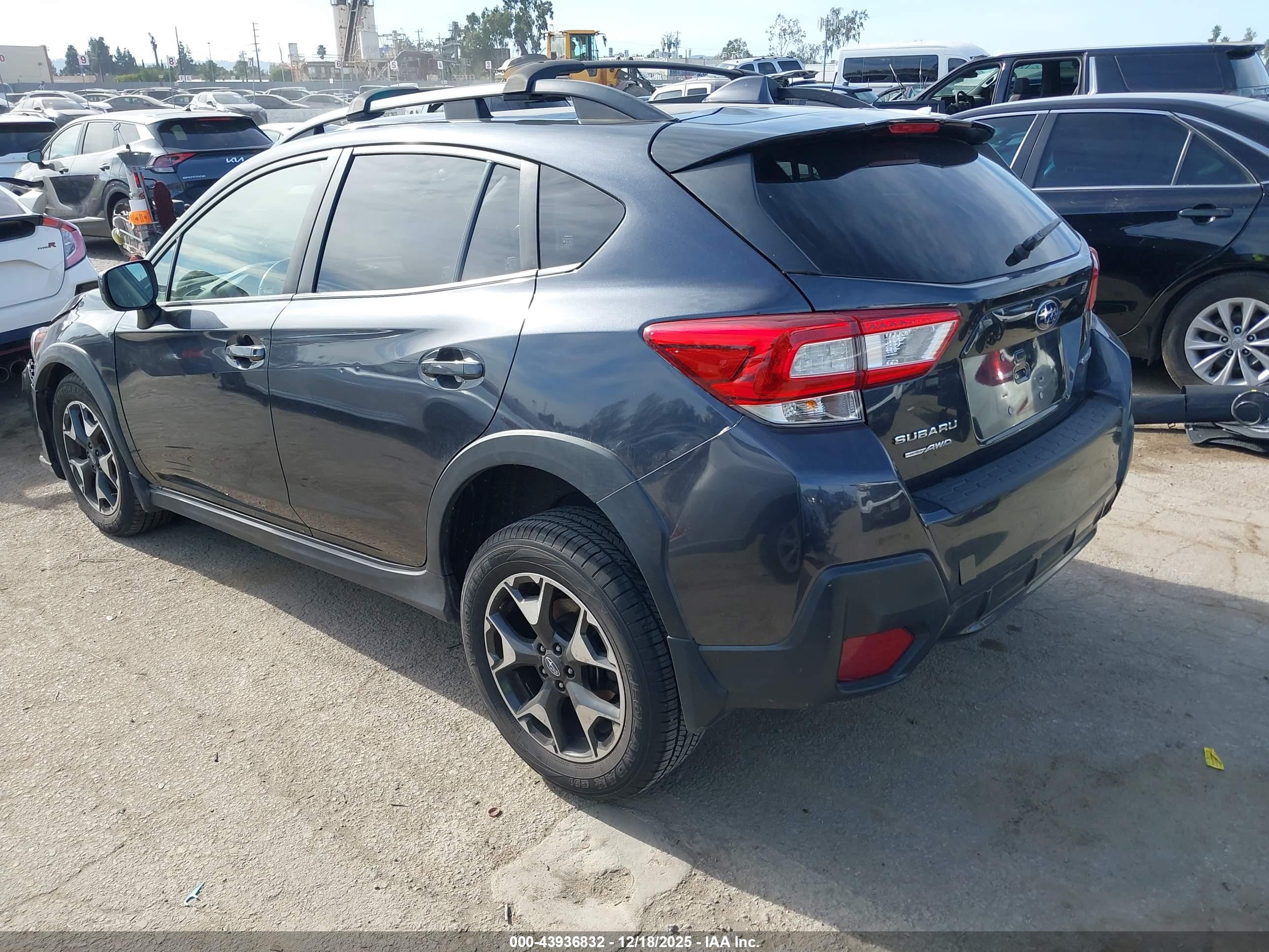 SUBARU CROSSTREK image 3