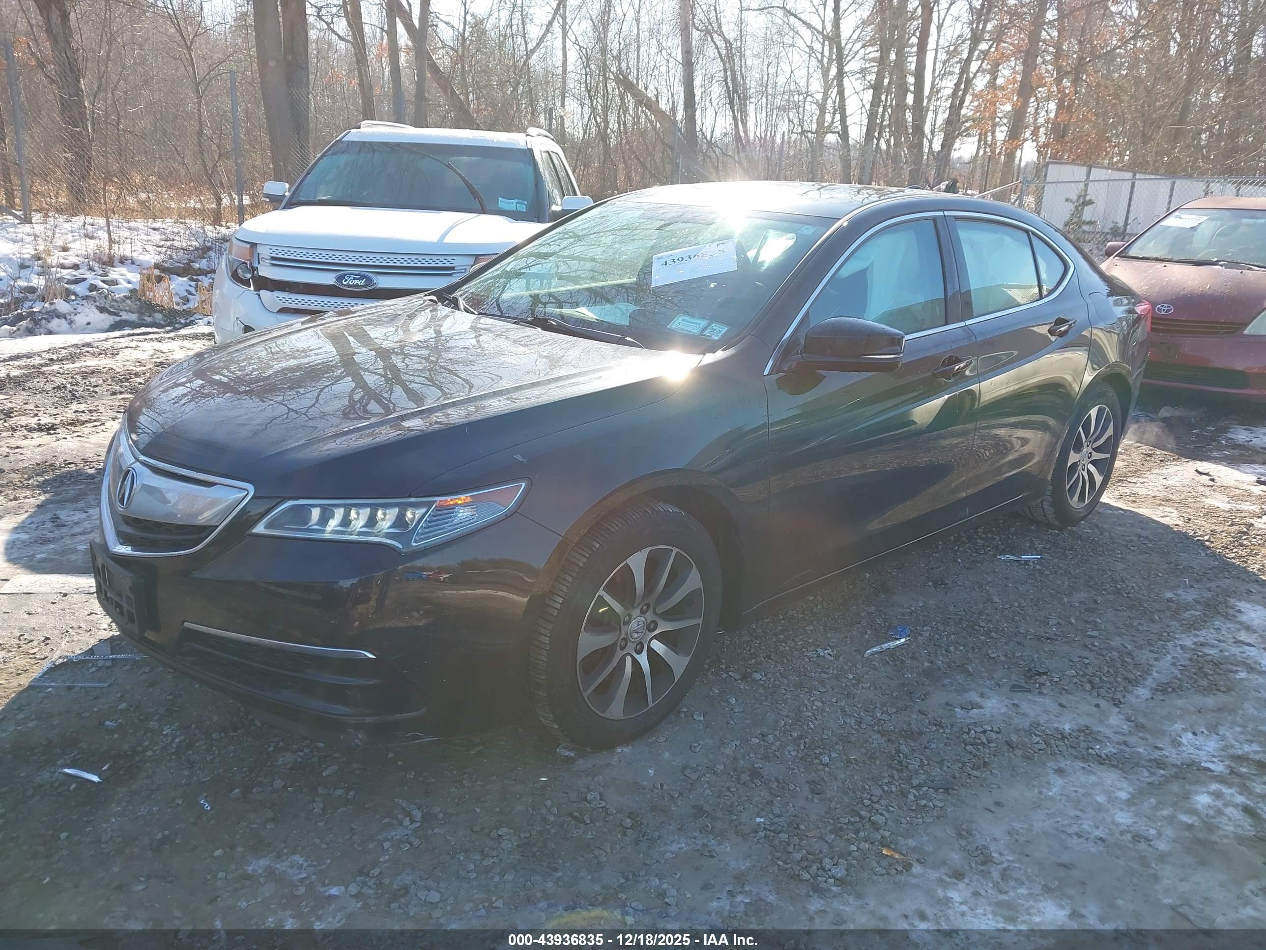 ACURA TLX image 2