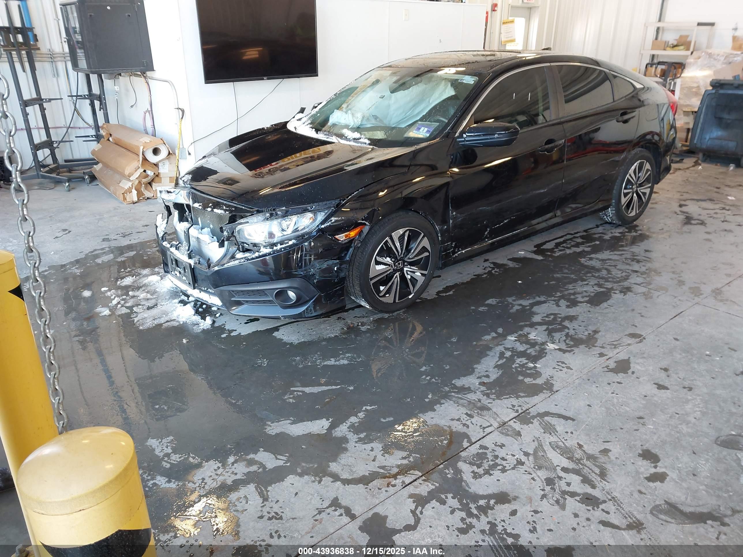 HONDA CIVIC image 2