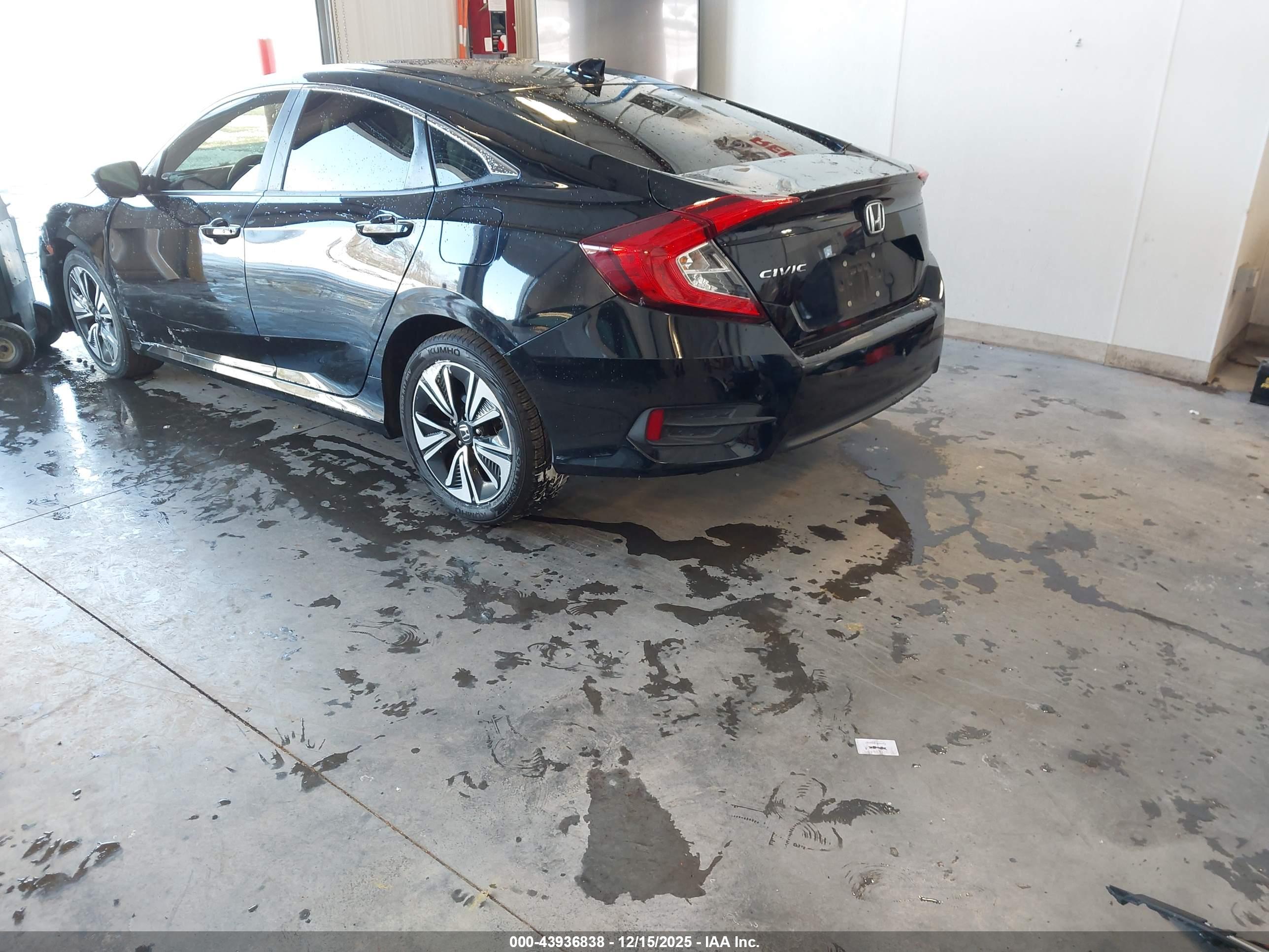 HONDA CIVIC image 3