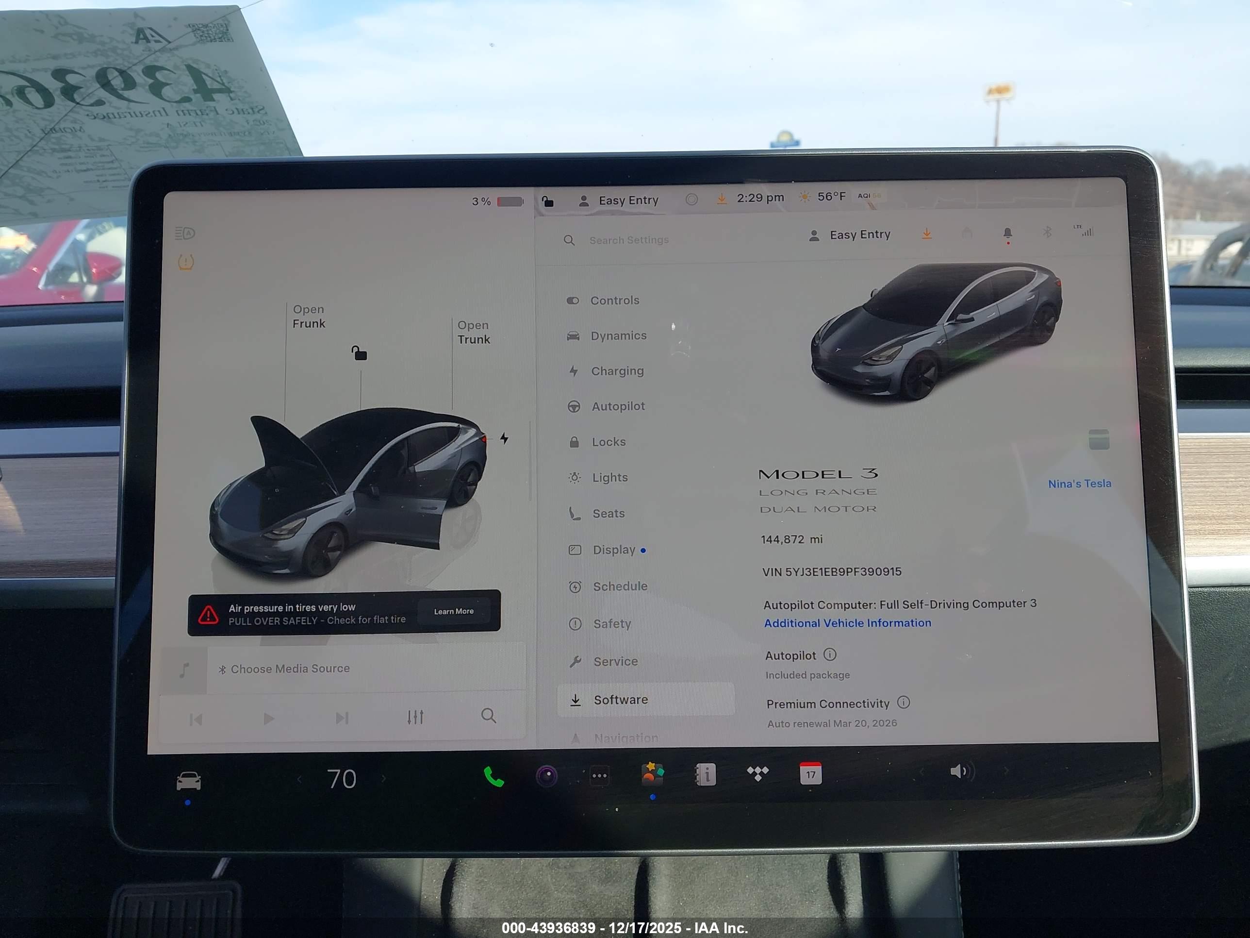 TESLA MODEL image 7