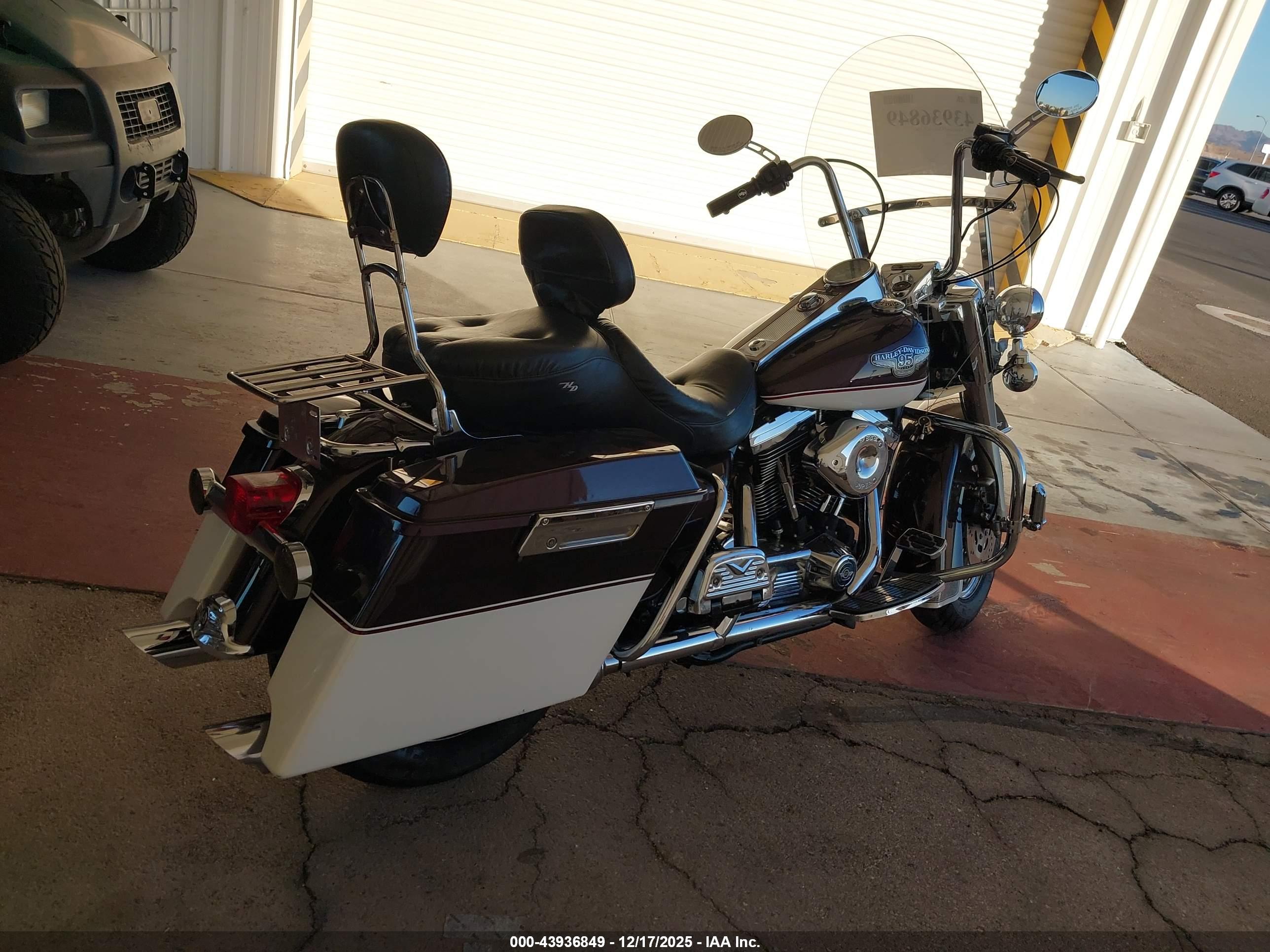 HARLEY-DAVIDSON FLHRCI image 4