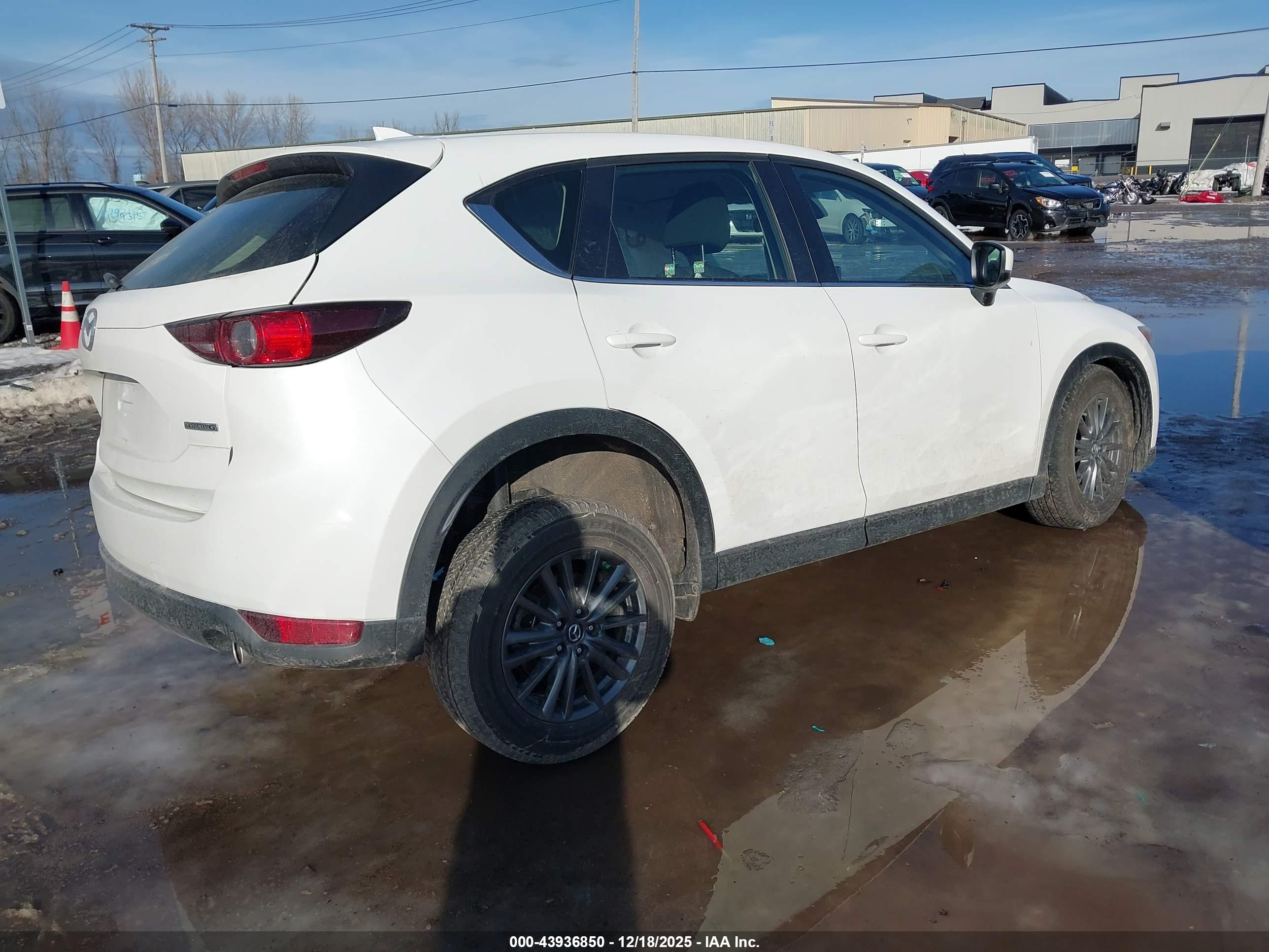MAZDA CX-5 image 4