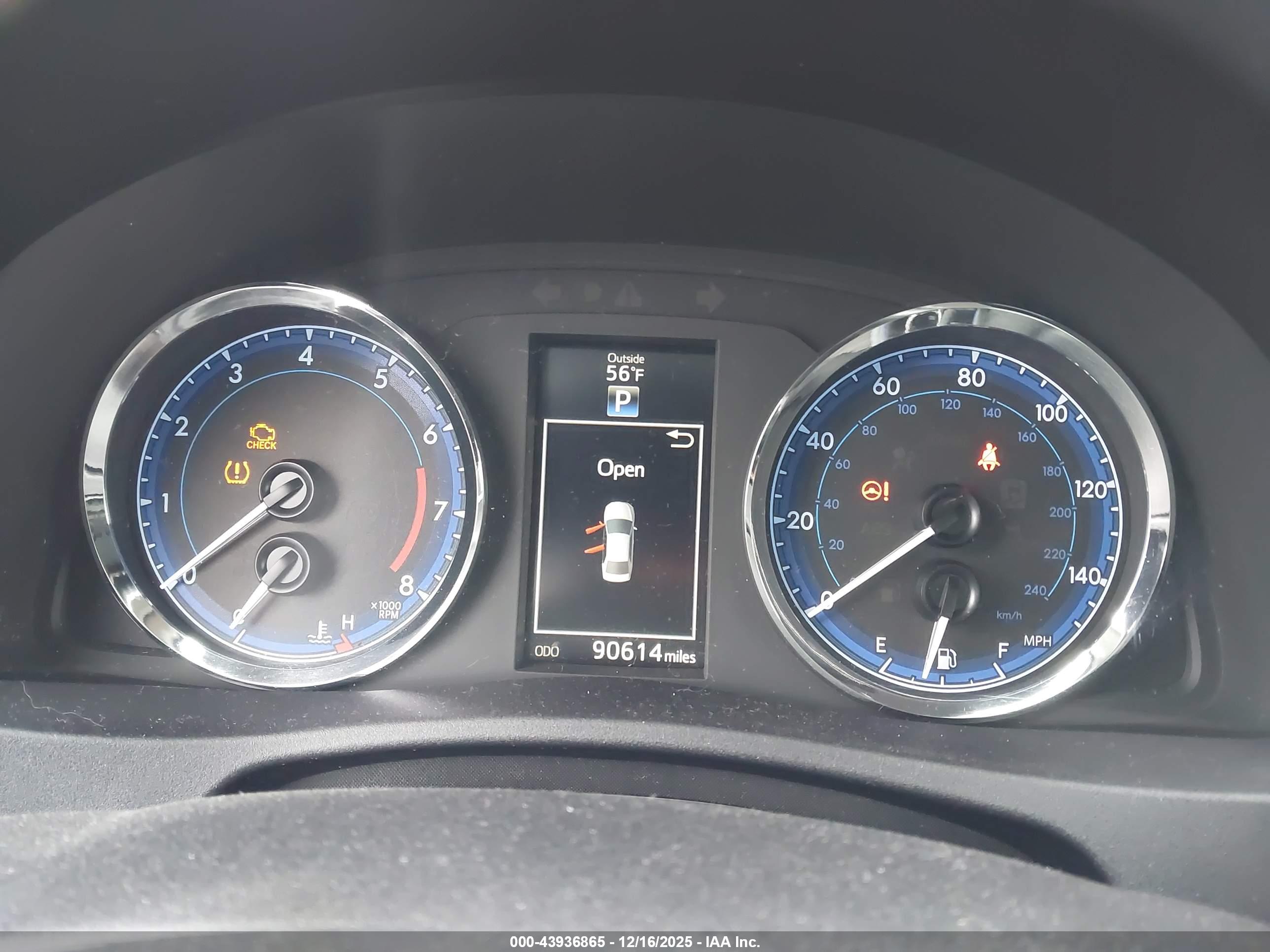 TOYOTA COROLLA image 7