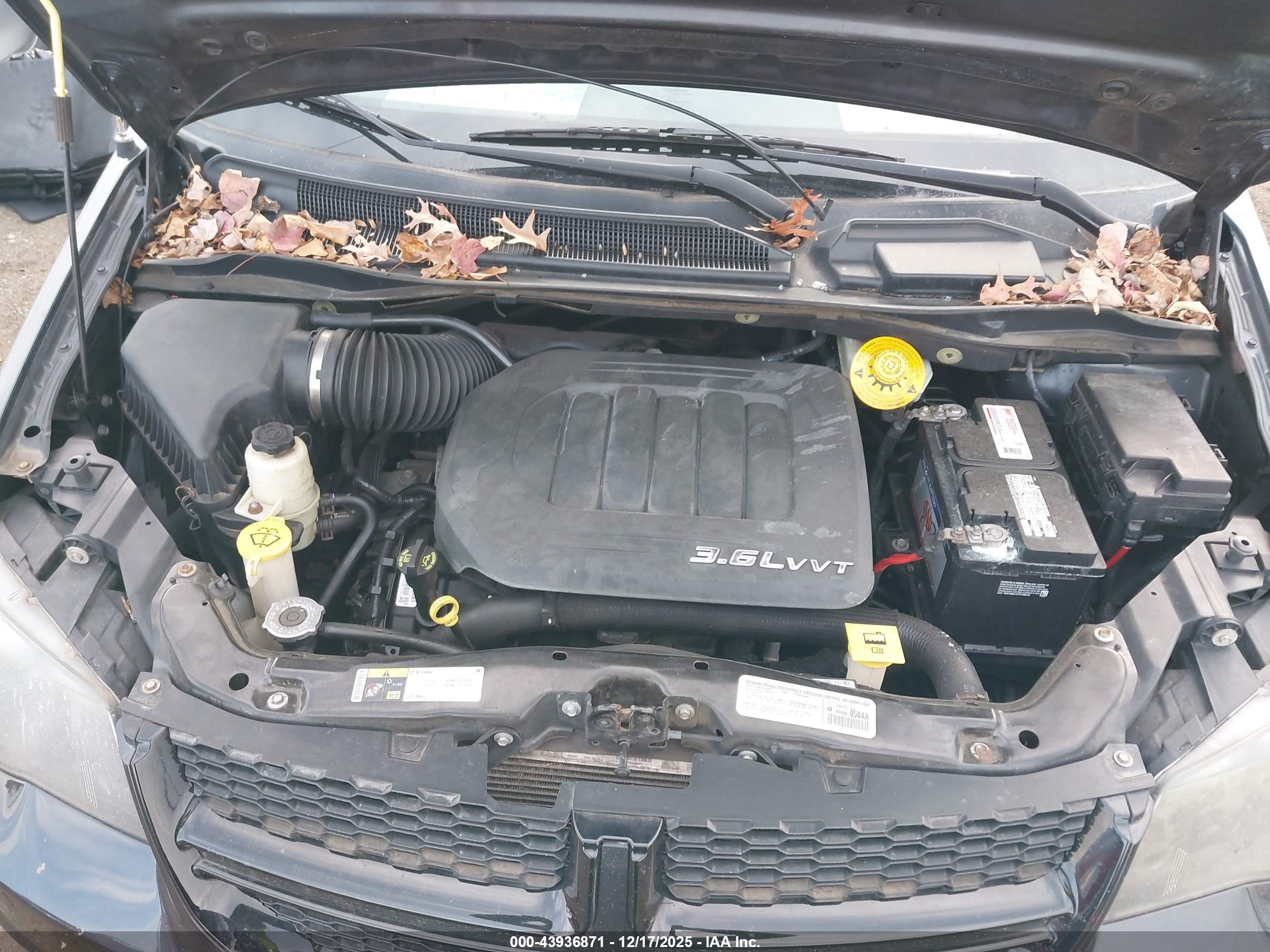 DODGE GRAND image 10