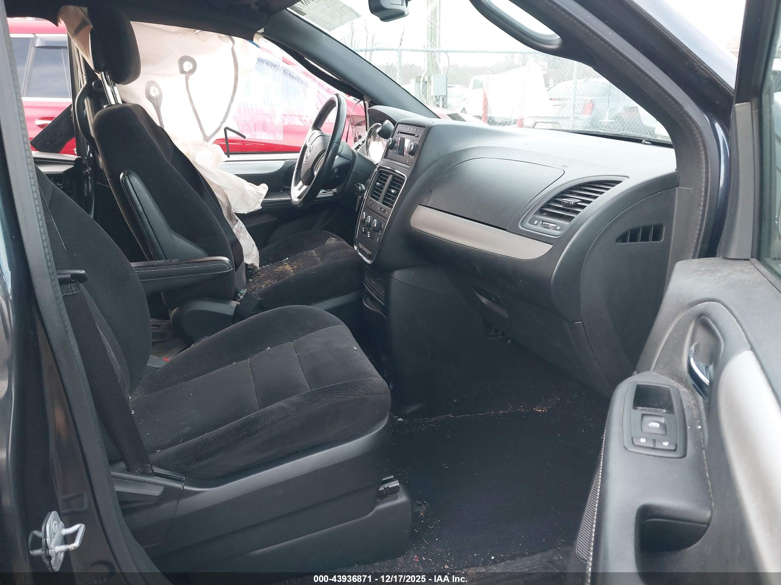DODGE GRAND image 5