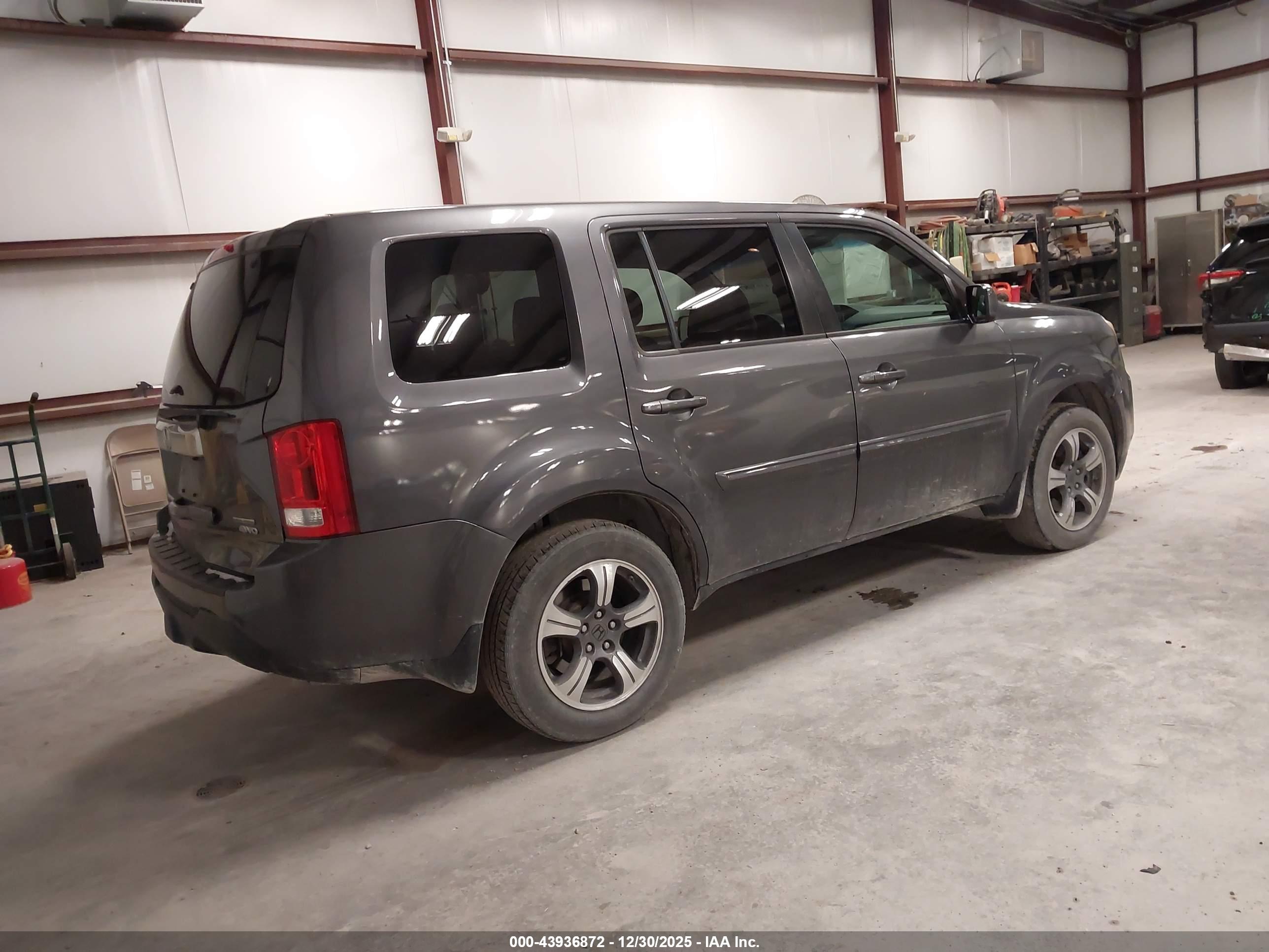 HONDA PILOT image 4