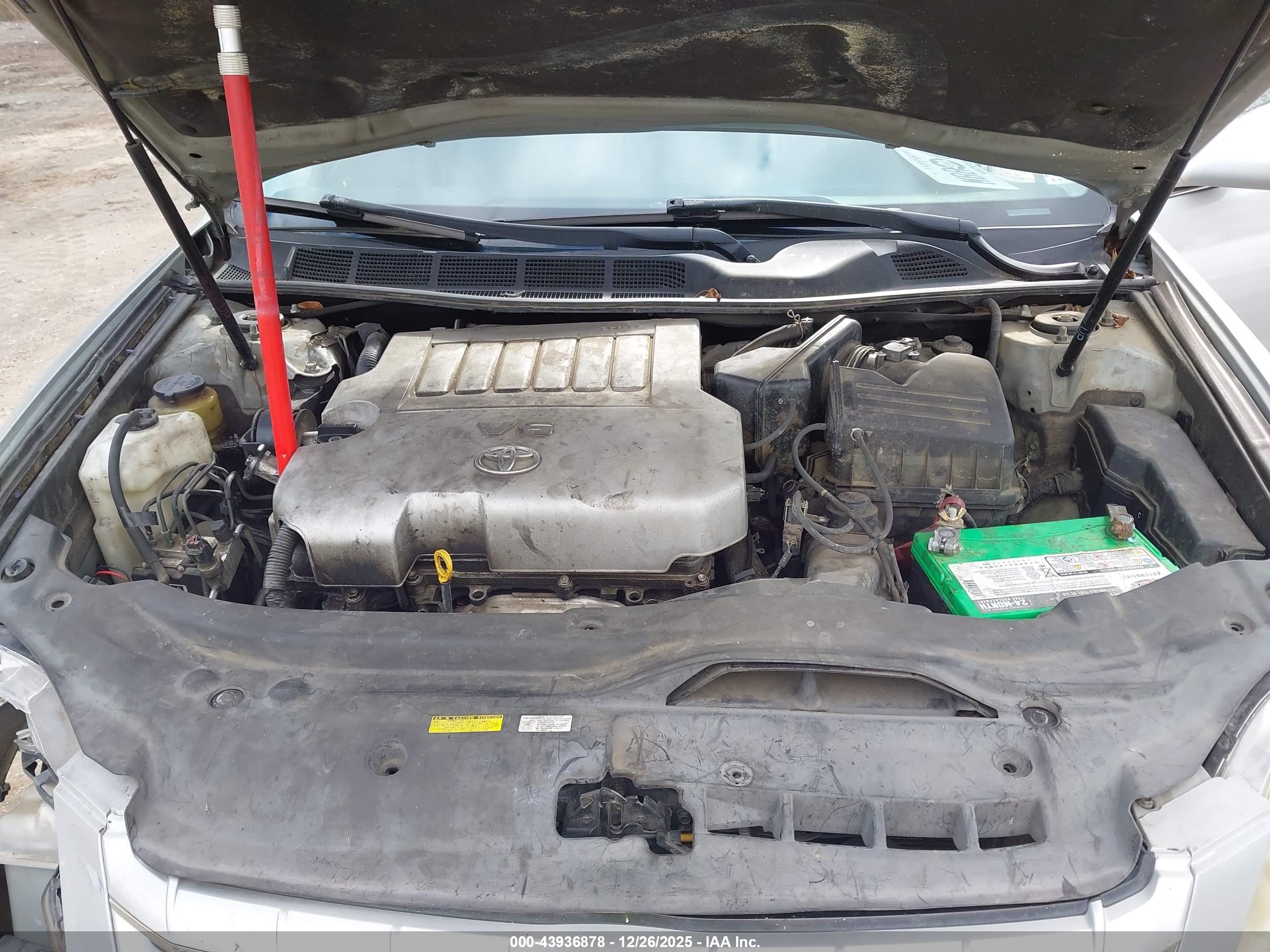 TOYOTA AVALON image 10