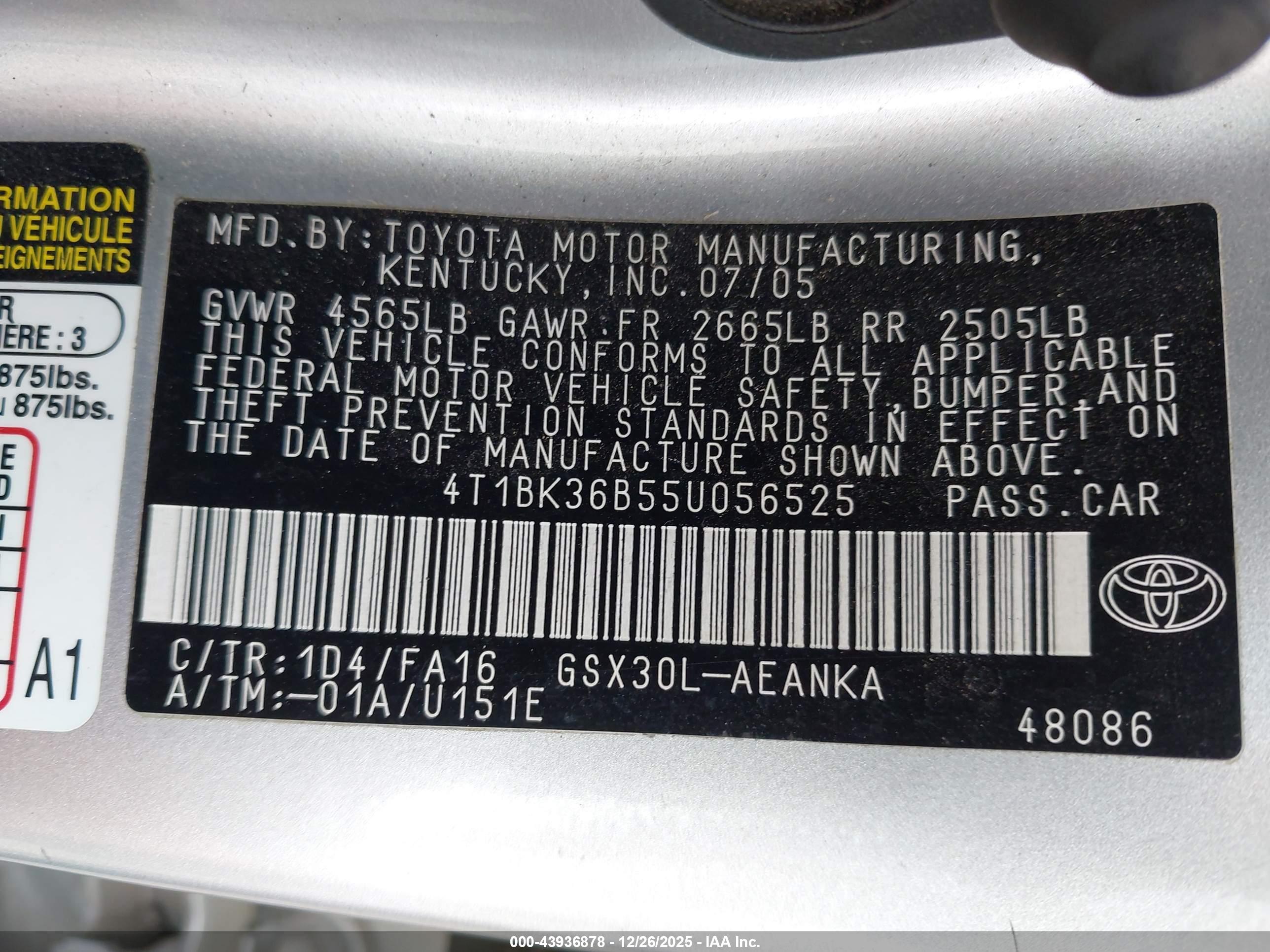 TOYOTA AVALON image 9