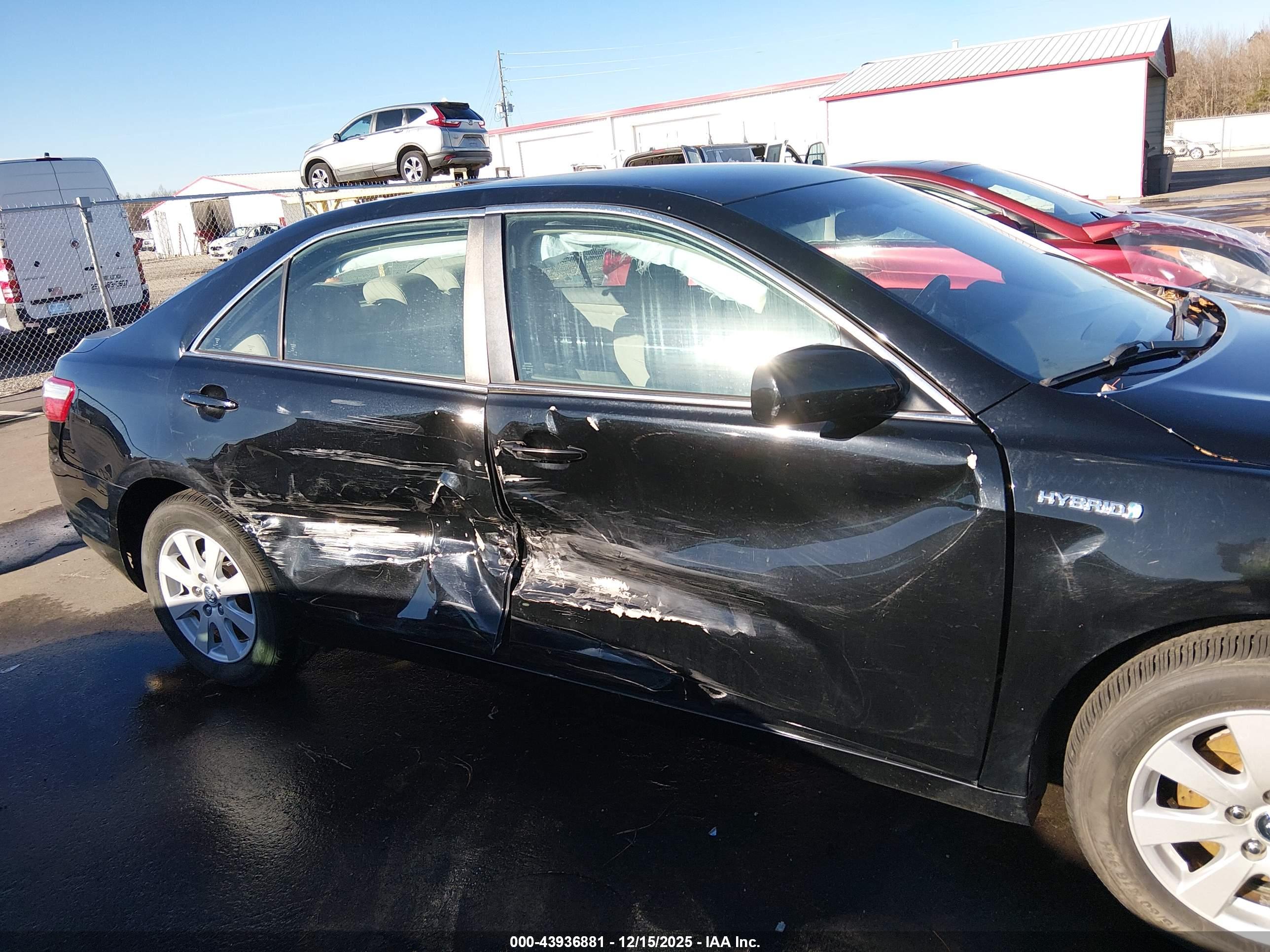 TOYOTA CAMRY image 6