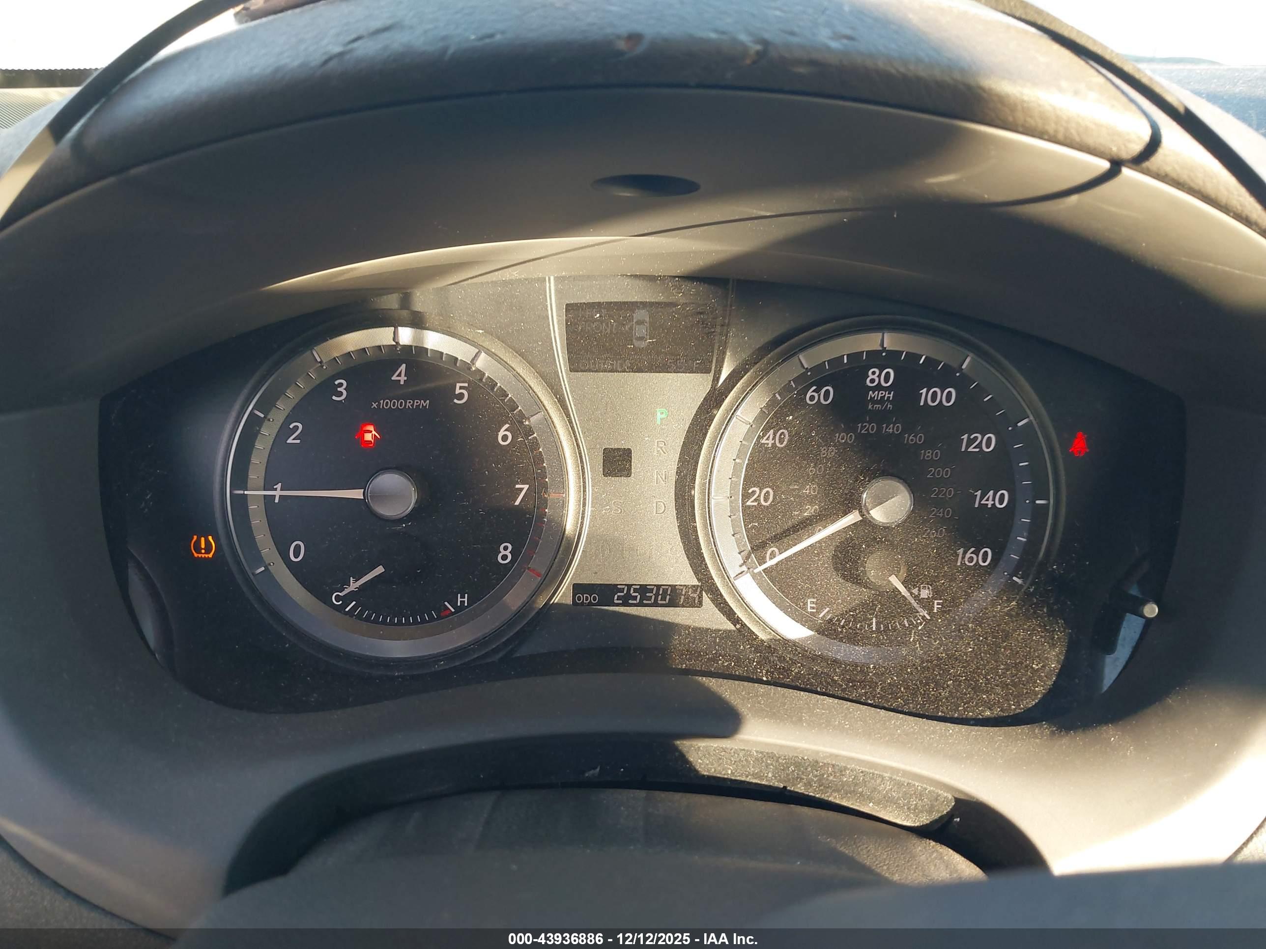 LEXUS ES image 7