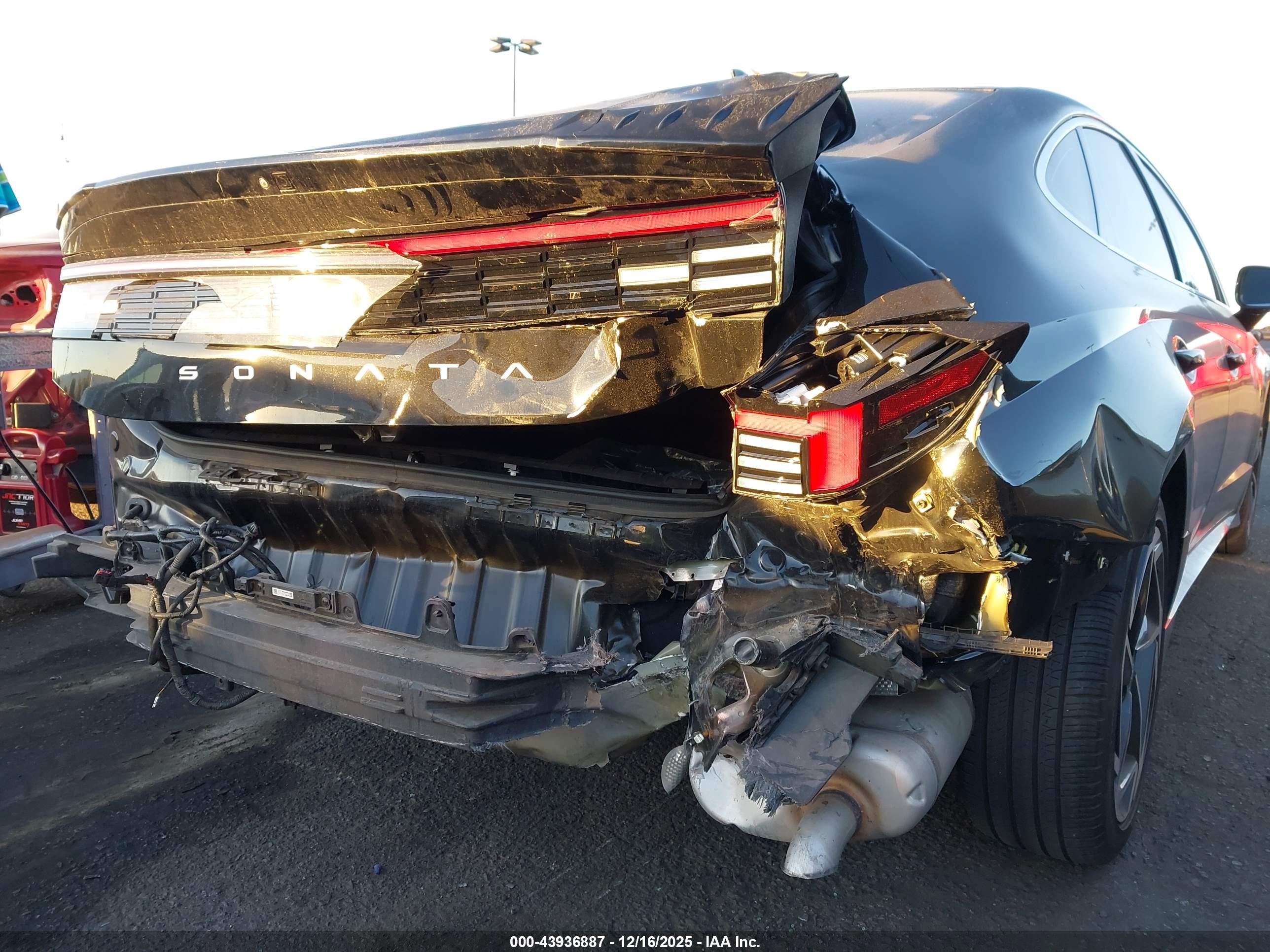 HYUNDAI SONATA image 6